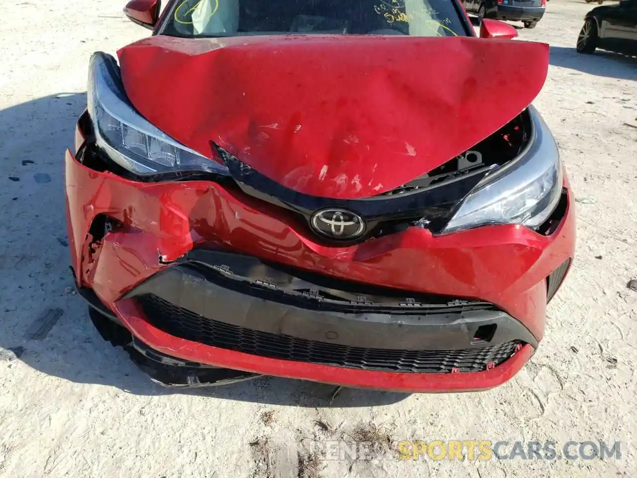 9 Photograph of a damaged car NMTKHMBX9NR141574 TOYOTA C-HR 2022