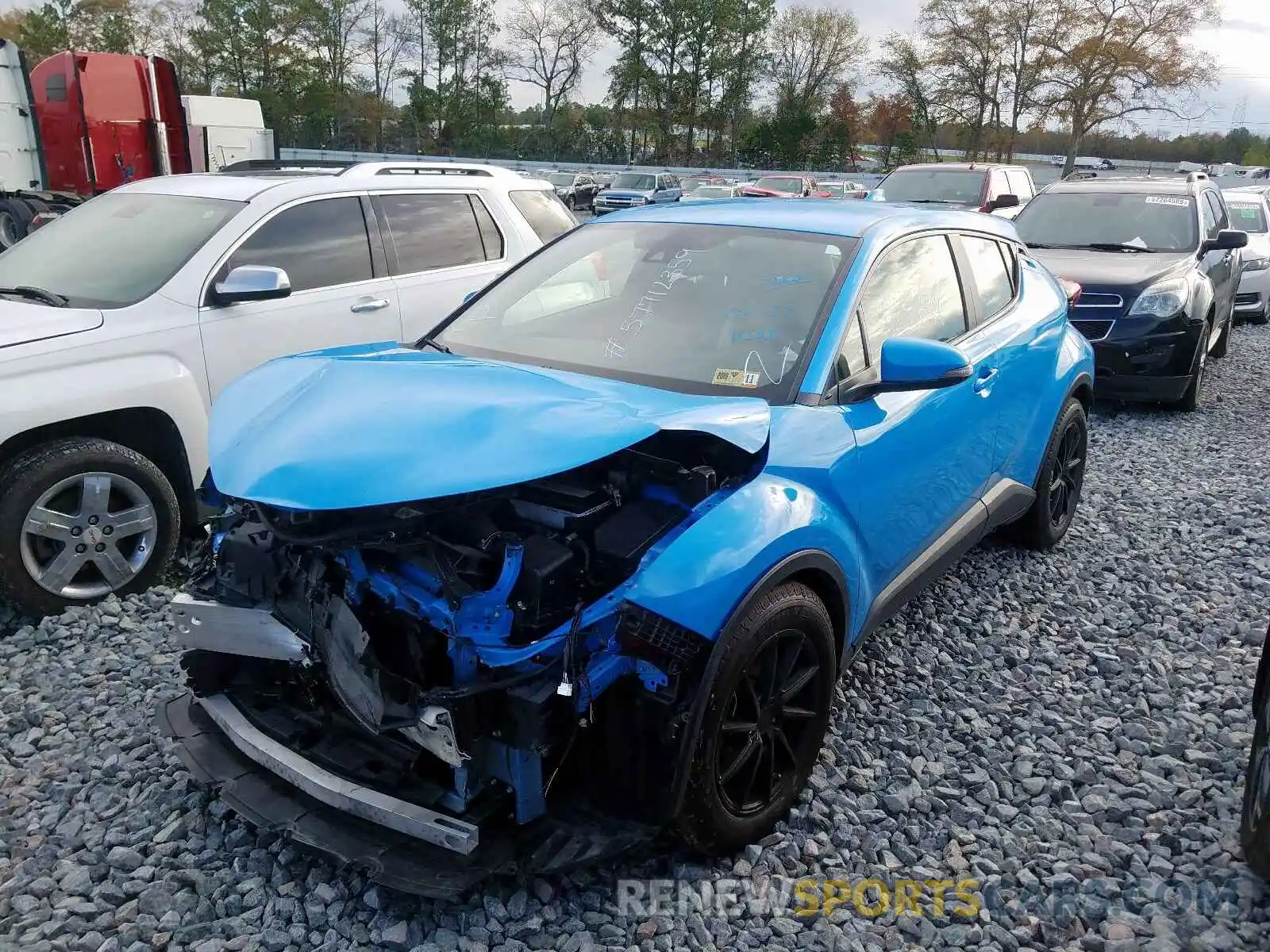 2 Photograph of a damaged car JTNKHMBX0K1026903 TOYOTA C-HR XLE 2019