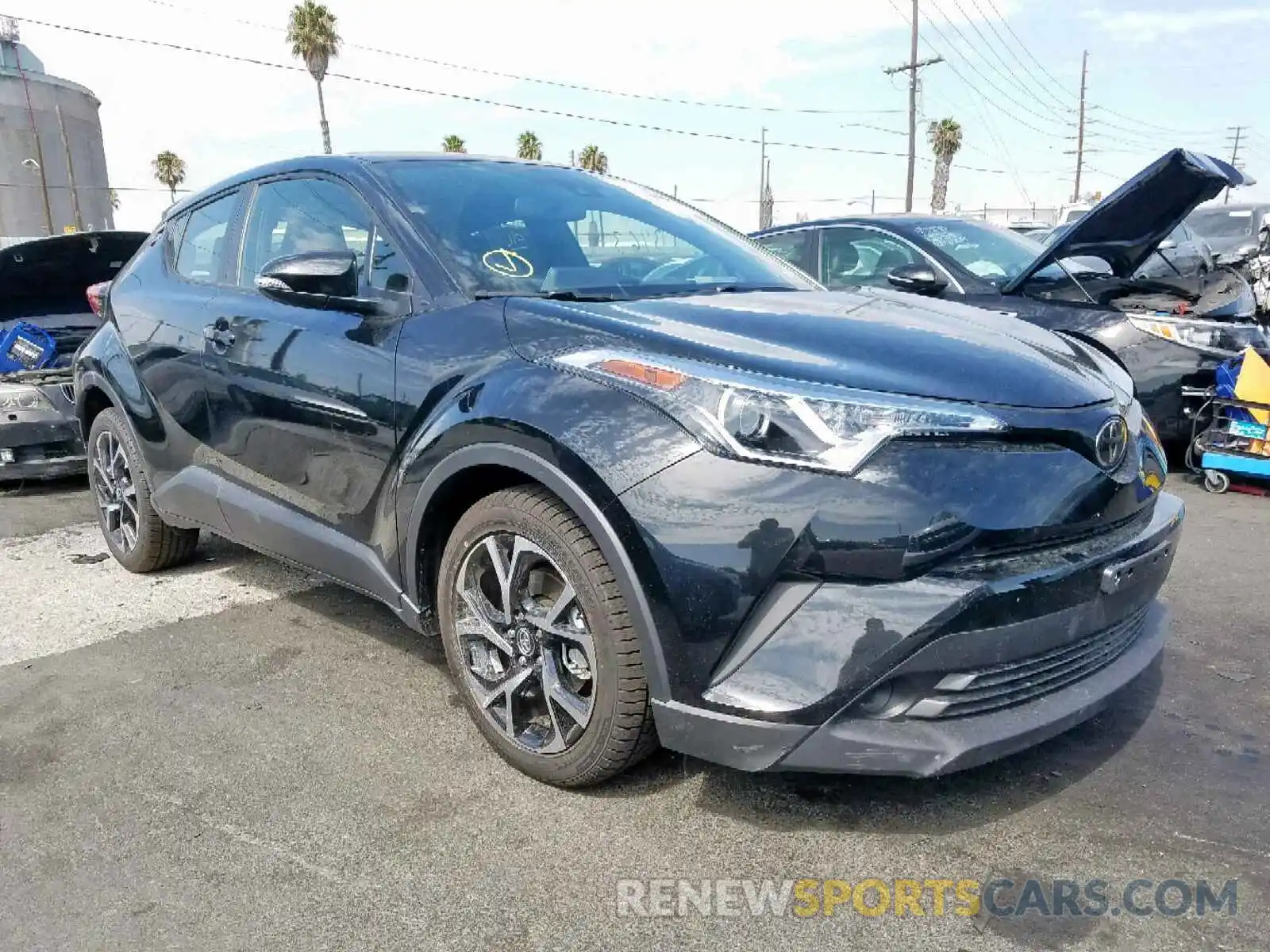 1 Photograph of a damaged car JTNKHMBX1K1041880 TOYOTA C-HR XLE 2019