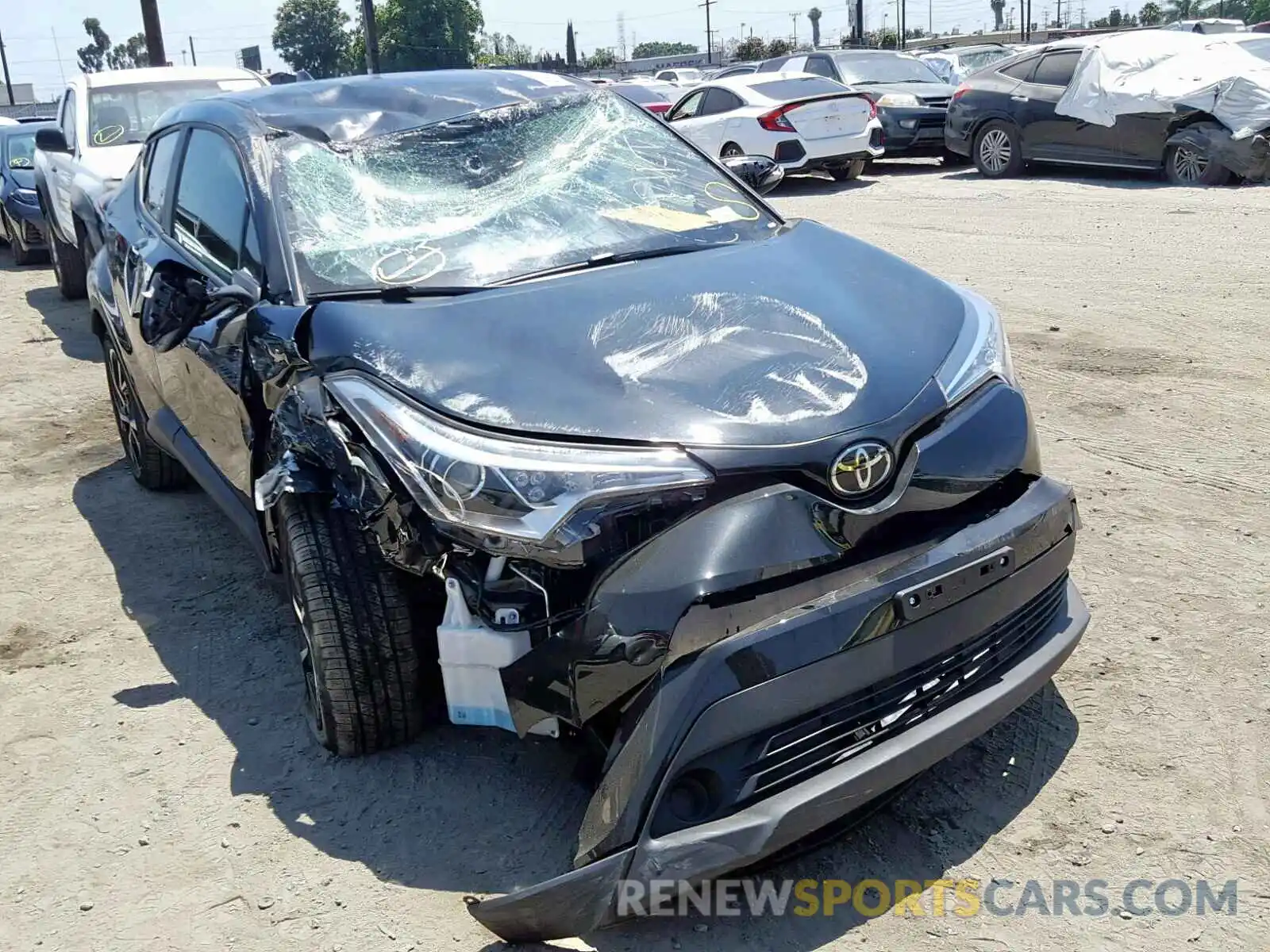 1 Photograph of a damaged car JTNKHMBX2K1041709 TOYOTA C-HR XLE 2019