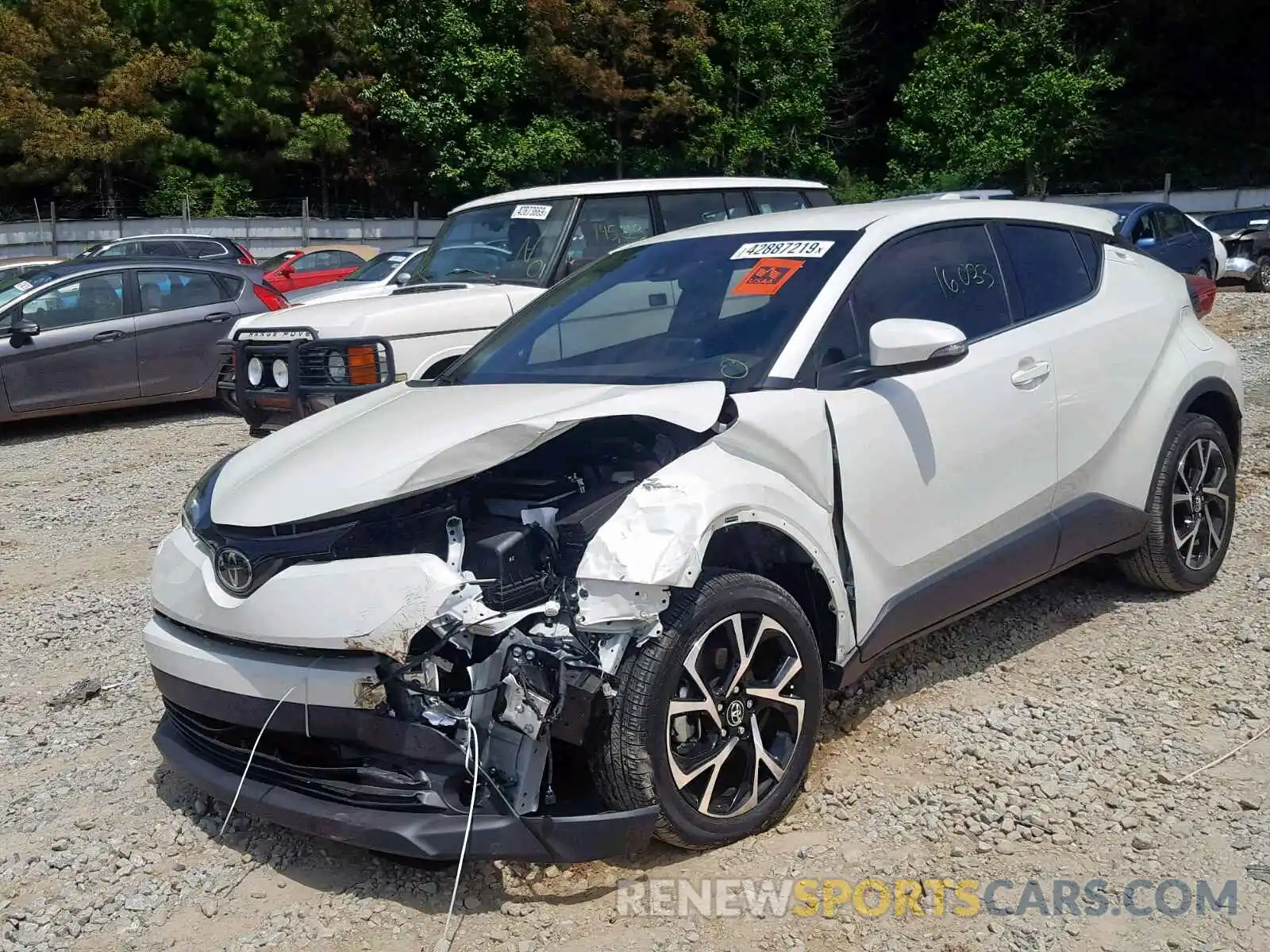 2 Photograph of a damaged car JTNKHMBX3K1019783 TOYOTA C-HR XLE 2019