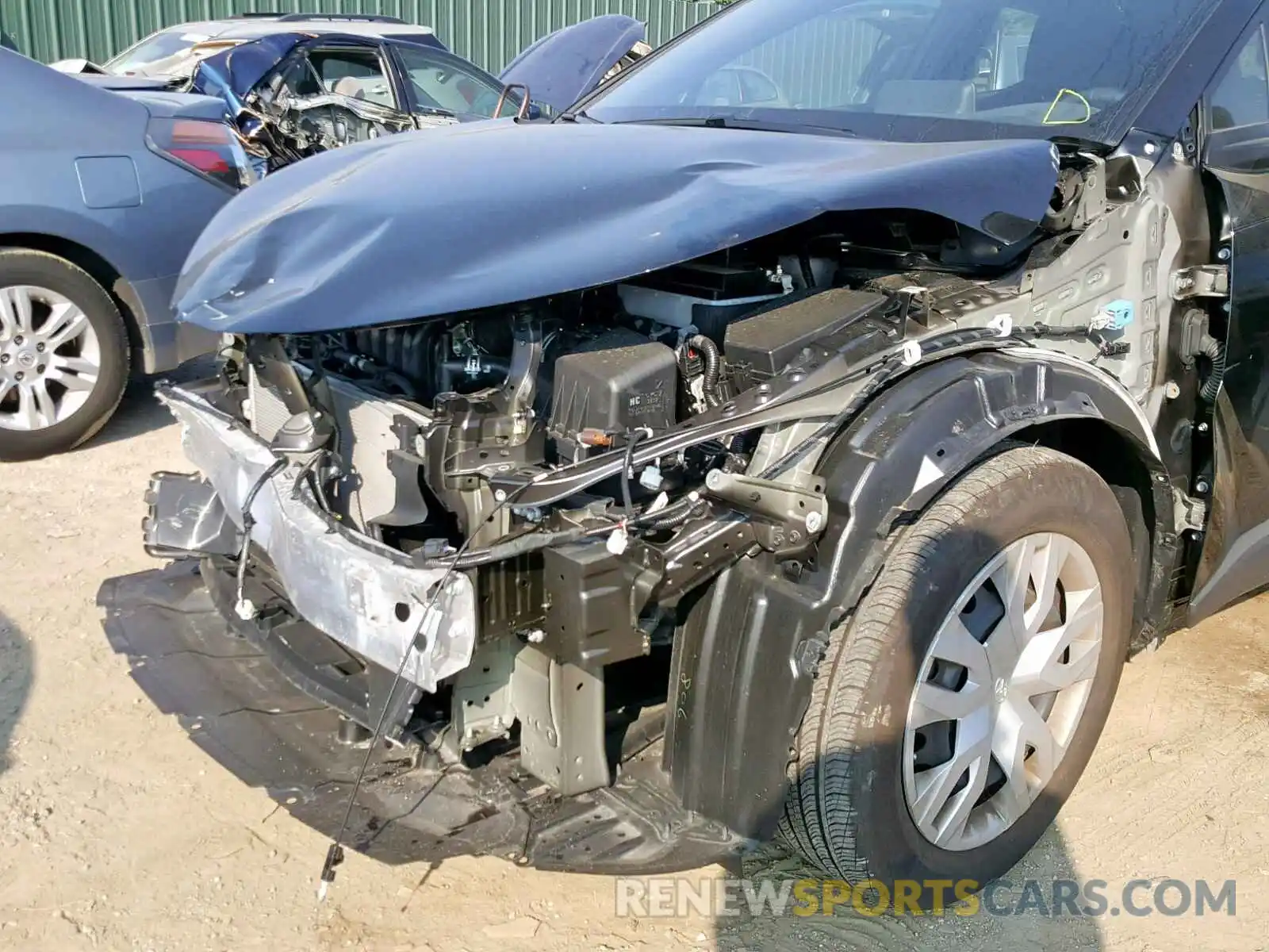 9 Photograph of a damaged car JTNKHMBX4K1020098 TOYOTA C-HR XLE 2019