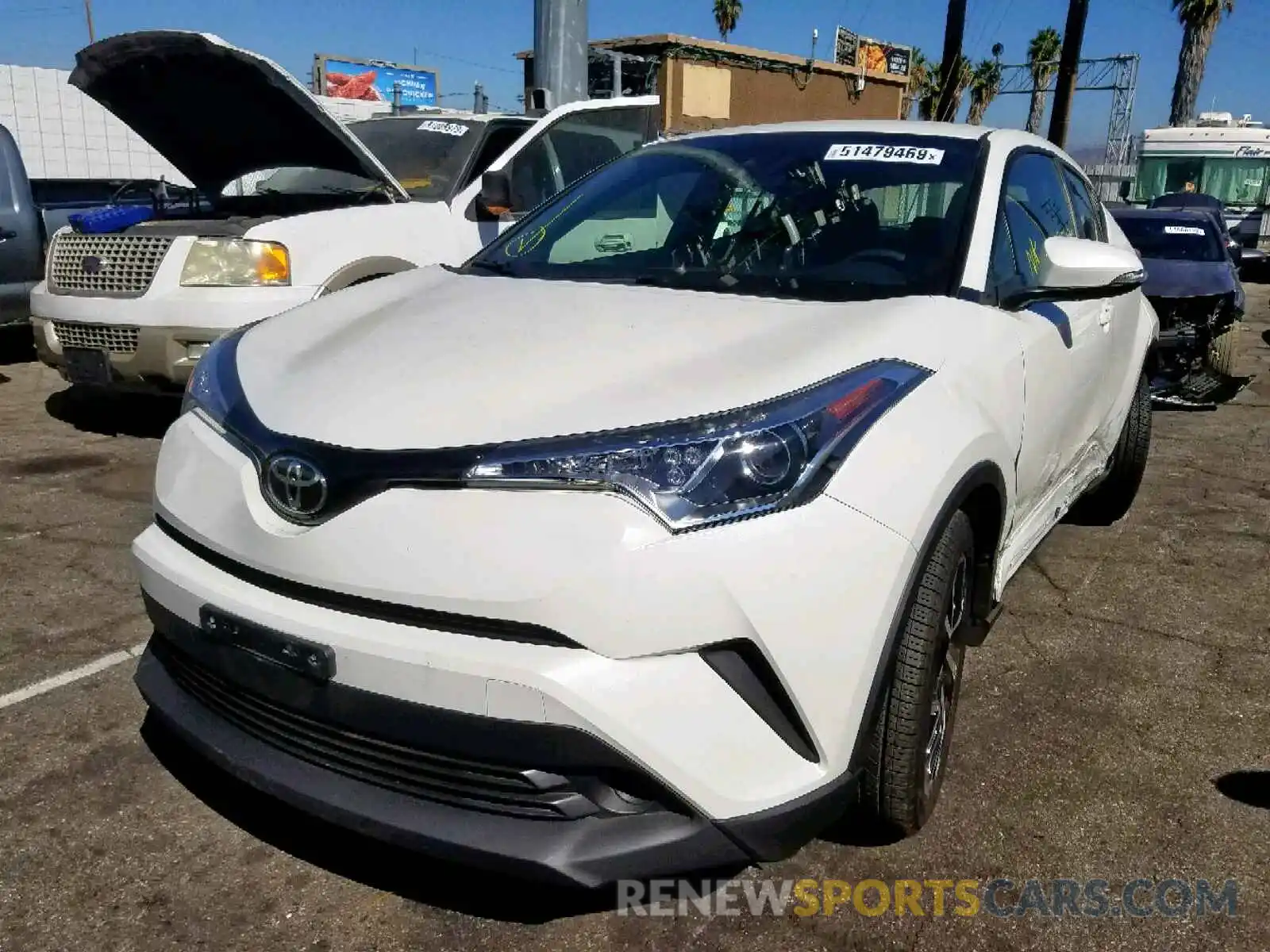 2 Photograph of a damaged car JTNKHMBX4K1033515 TOYOTA C-HR XLE 2019