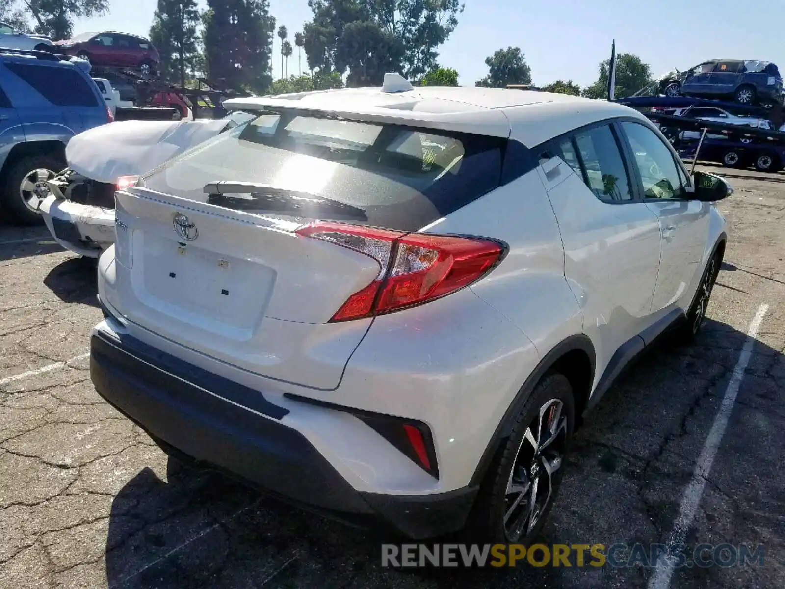 4 Photograph of a damaged car JTNKHMBX4K1033515 TOYOTA C-HR XLE 2019