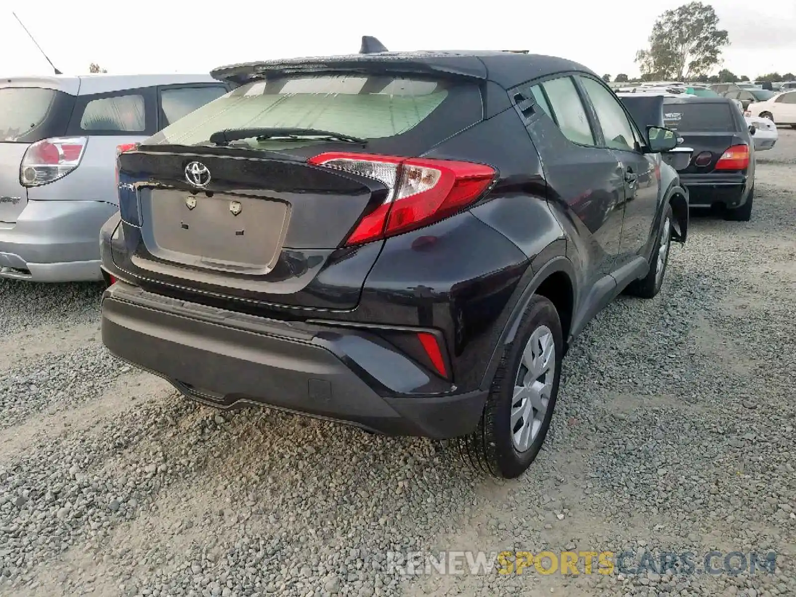 4 Photograph of a damaged car JTNKHMBX5K1020465 TOYOTA C-HR XLE 2019