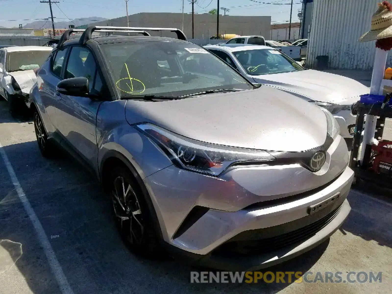 1 Photograph of a damaged car JTNKHMBX5K1039078 TOYOTA C-HR XLE 2019