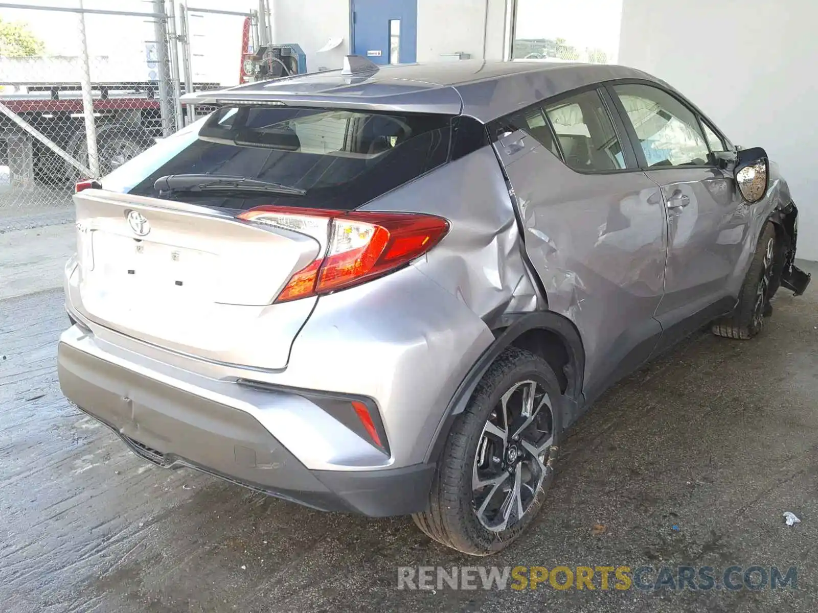 4 Photograph of a damaged car JTNKHMBX8K1012375 TOYOTA C-HR XLE 2019