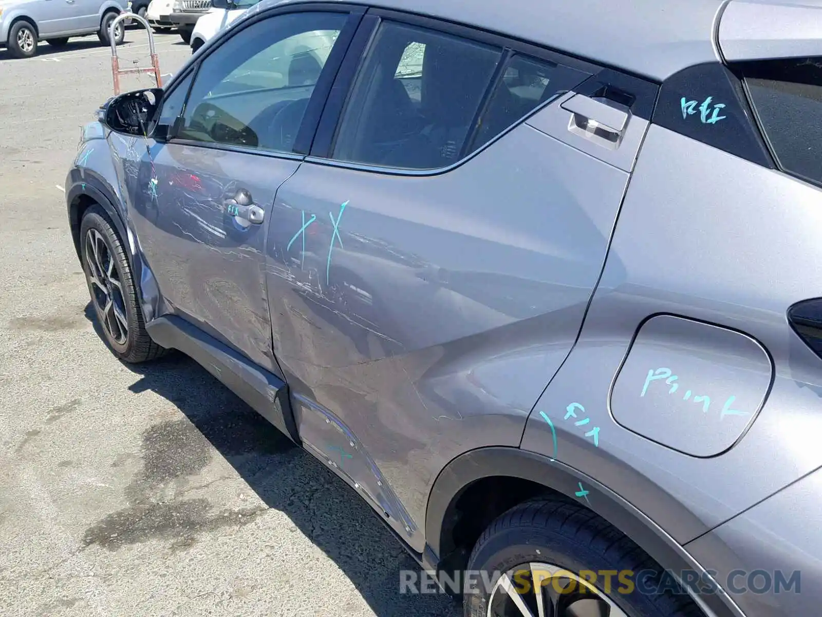 9 Photograph of a damaged car JTNKHMBX9K1026804 TOYOTA C-HR XLE 2019