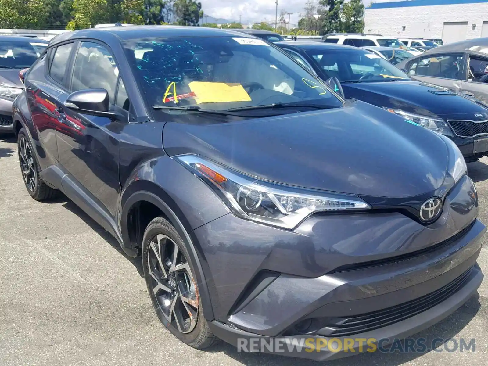 1 Photograph of a damaged car JTNKHMBX9K1037656 TOYOTA C-HR XLE 2019