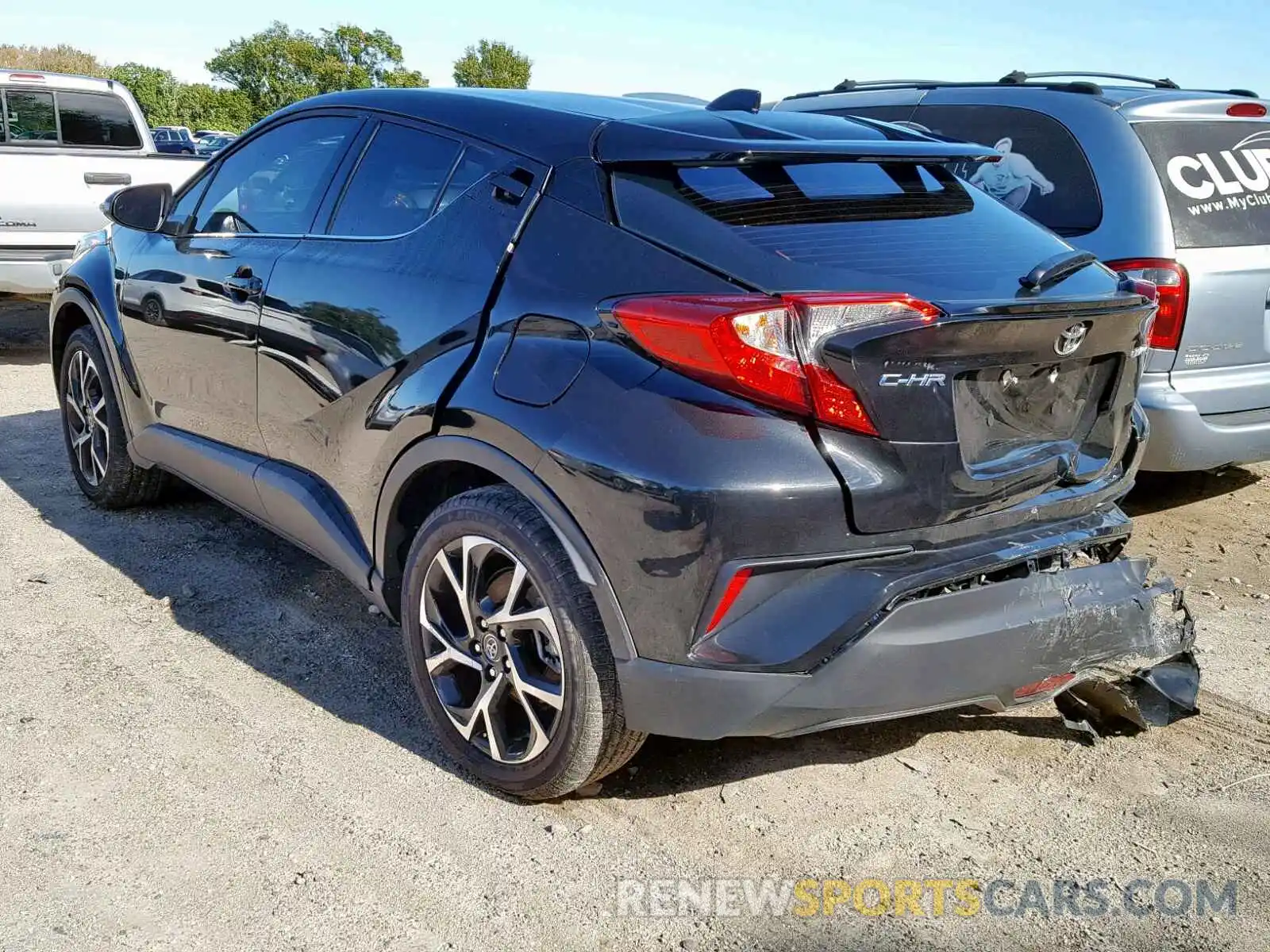 3 Photograph of a damaged car NMTKHMBX0KR070423 TOYOTA C-HR XLE 2019