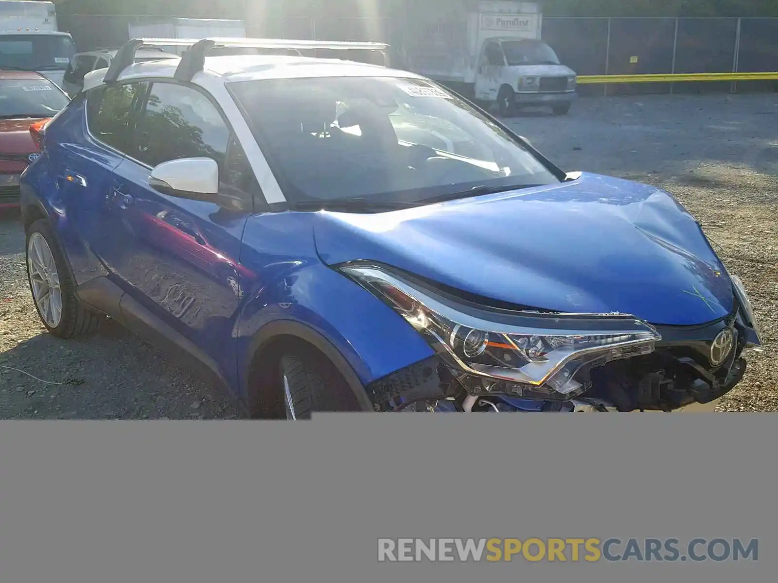 1 Photograph of a damaged car NMTKHMBX1KR083438 TOYOTA C-HR XLE 2019