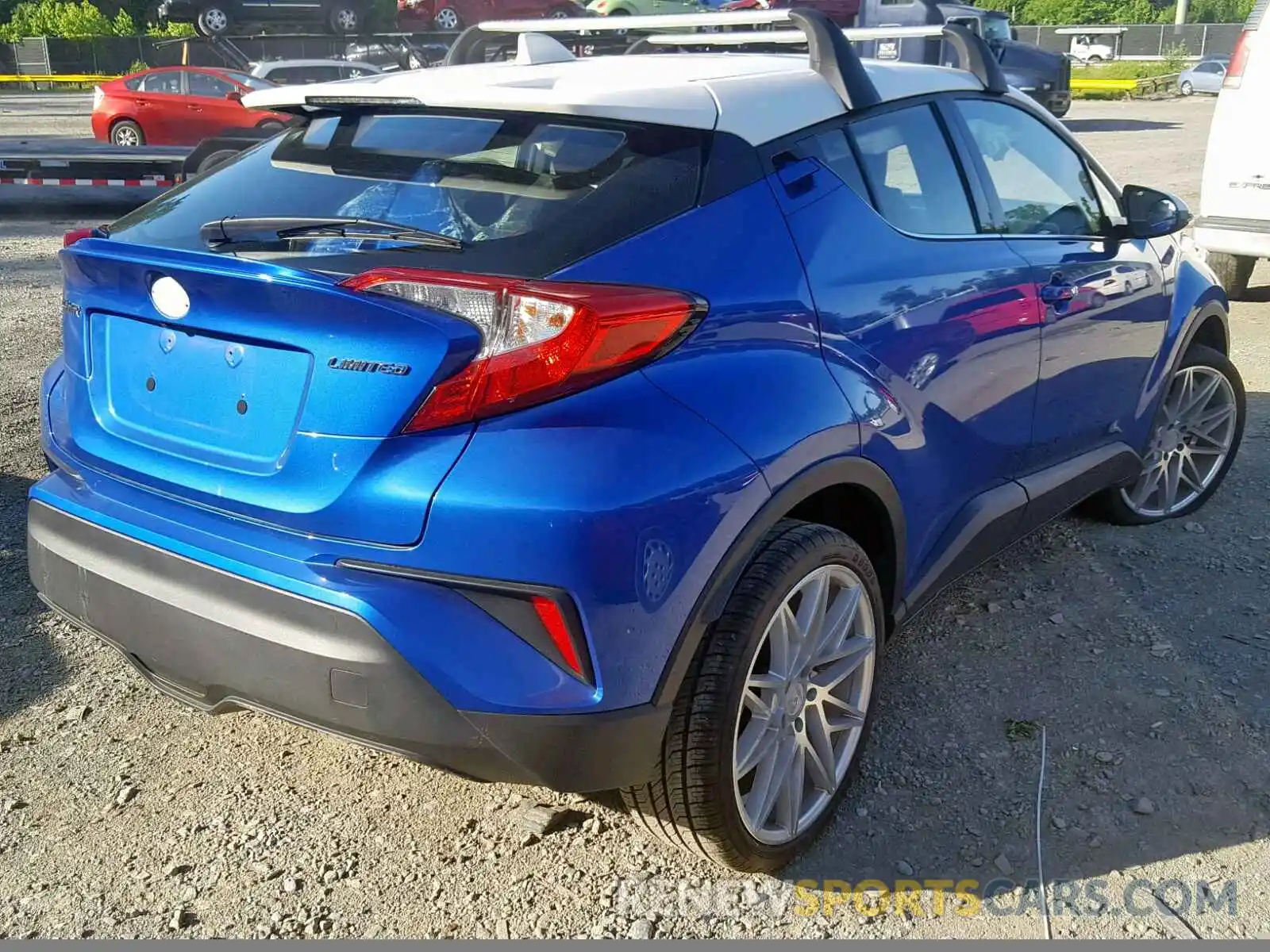 4 Photograph of a damaged car NMTKHMBX1KR083438 TOYOTA C-HR XLE 2019