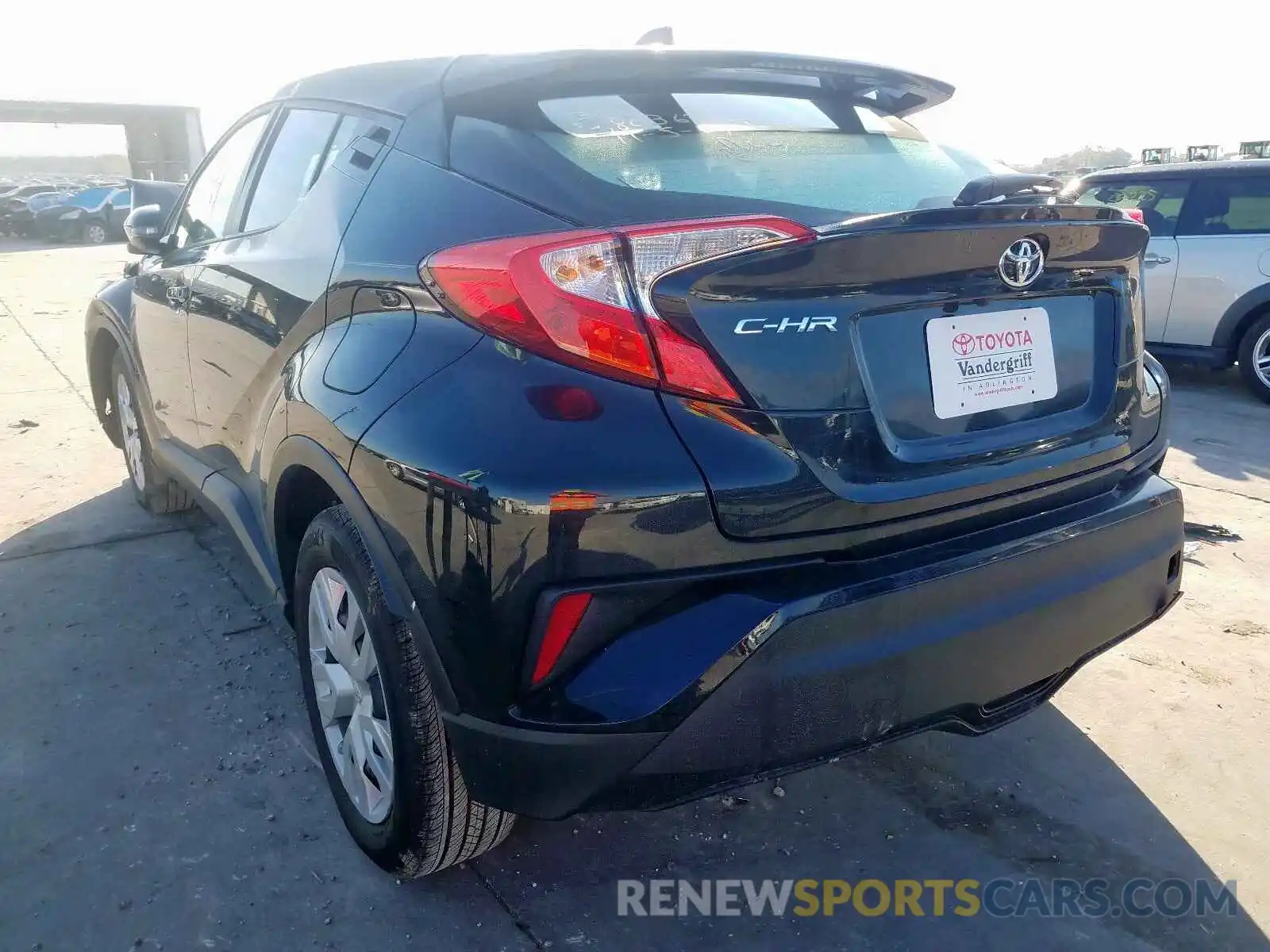 3 Photograph of a damaged car NMTKHMBX1KR098926 TOYOTA C-HR XLE 2019