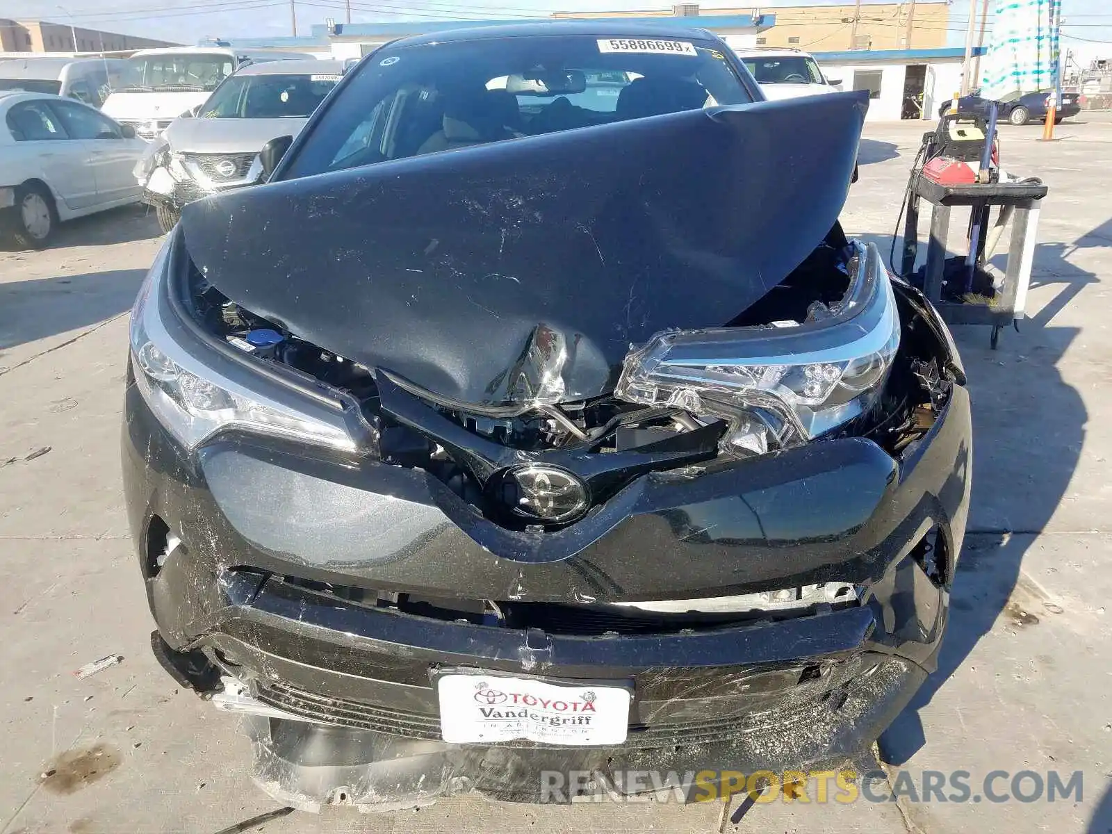 7 Photograph of a damaged car NMTKHMBX1KR098926 TOYOTA C-HR XLE 2019