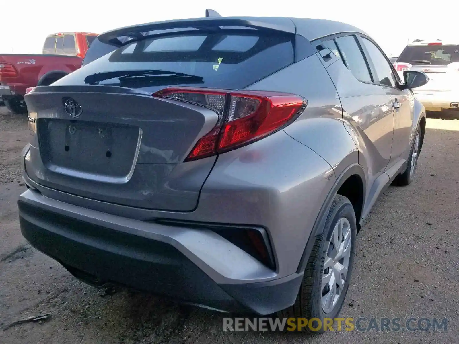 4 Photograph of a damaged car NMTKHMBX3KR079715 TOYOTA C-HR XLE 2019