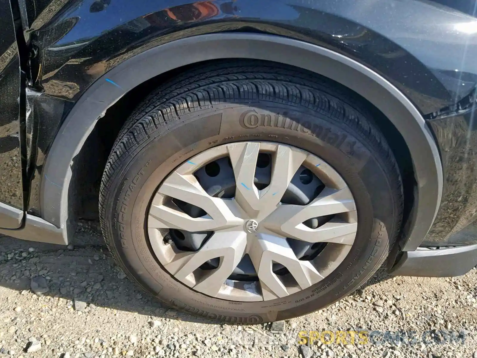 9 Photograph of a damaged car NMTKHMBX5KR068358 TOYOTA C-HR XLE 2019