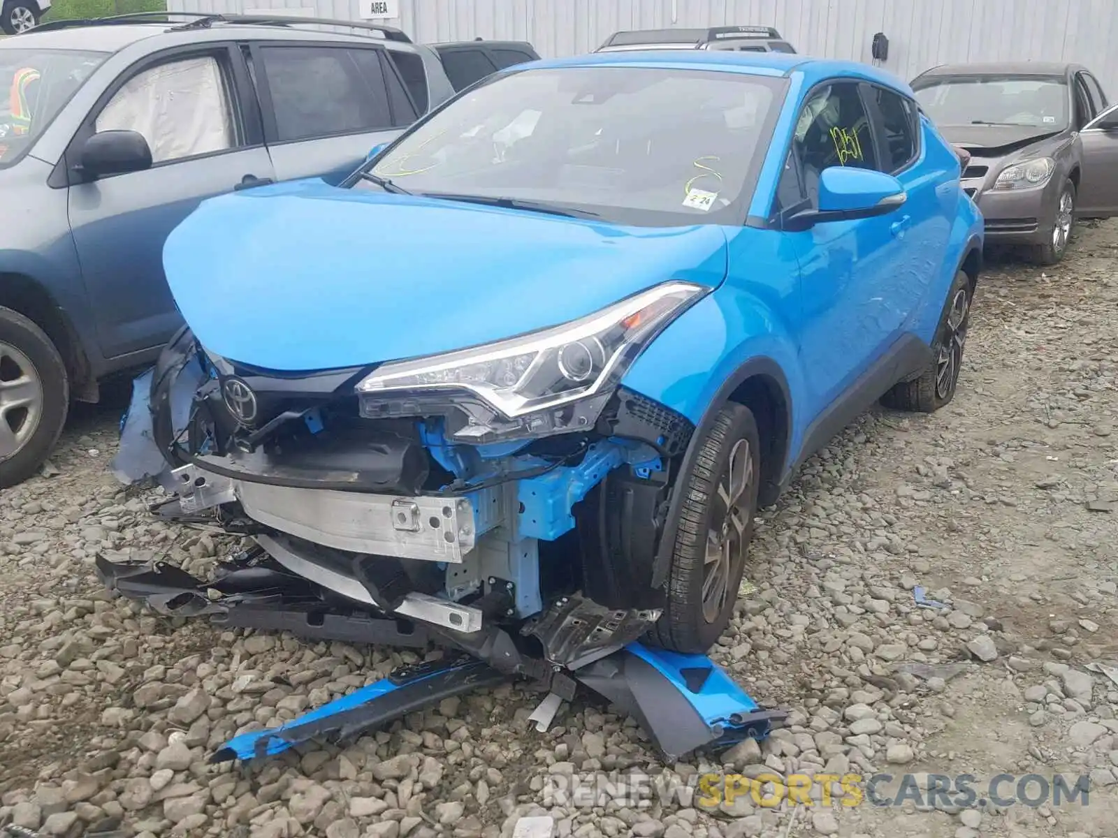 2 Photograph of a damaged car NMTKHMBX5KR078968 TOYOTA C-HR XLE 2019