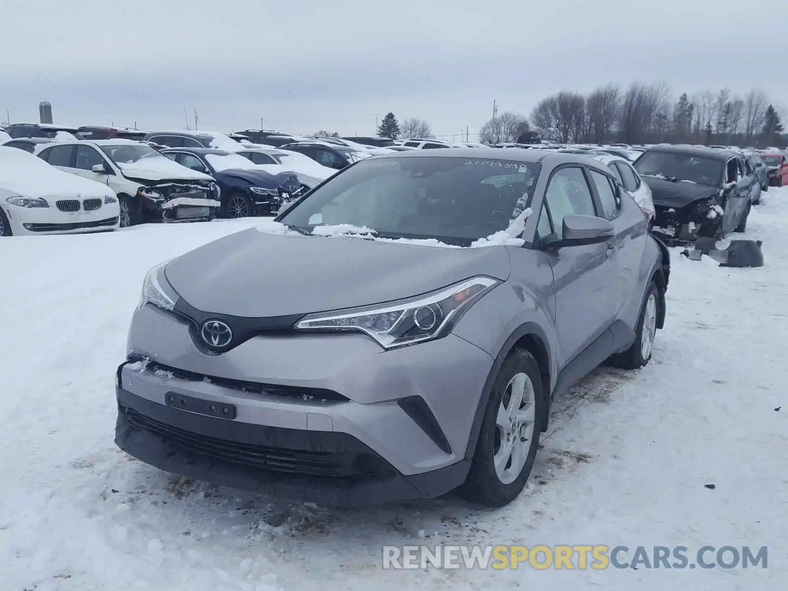 2 Photograph of a damaged car NMTKHMBX6KR067090 TOYOTA C-HR XLE 2019