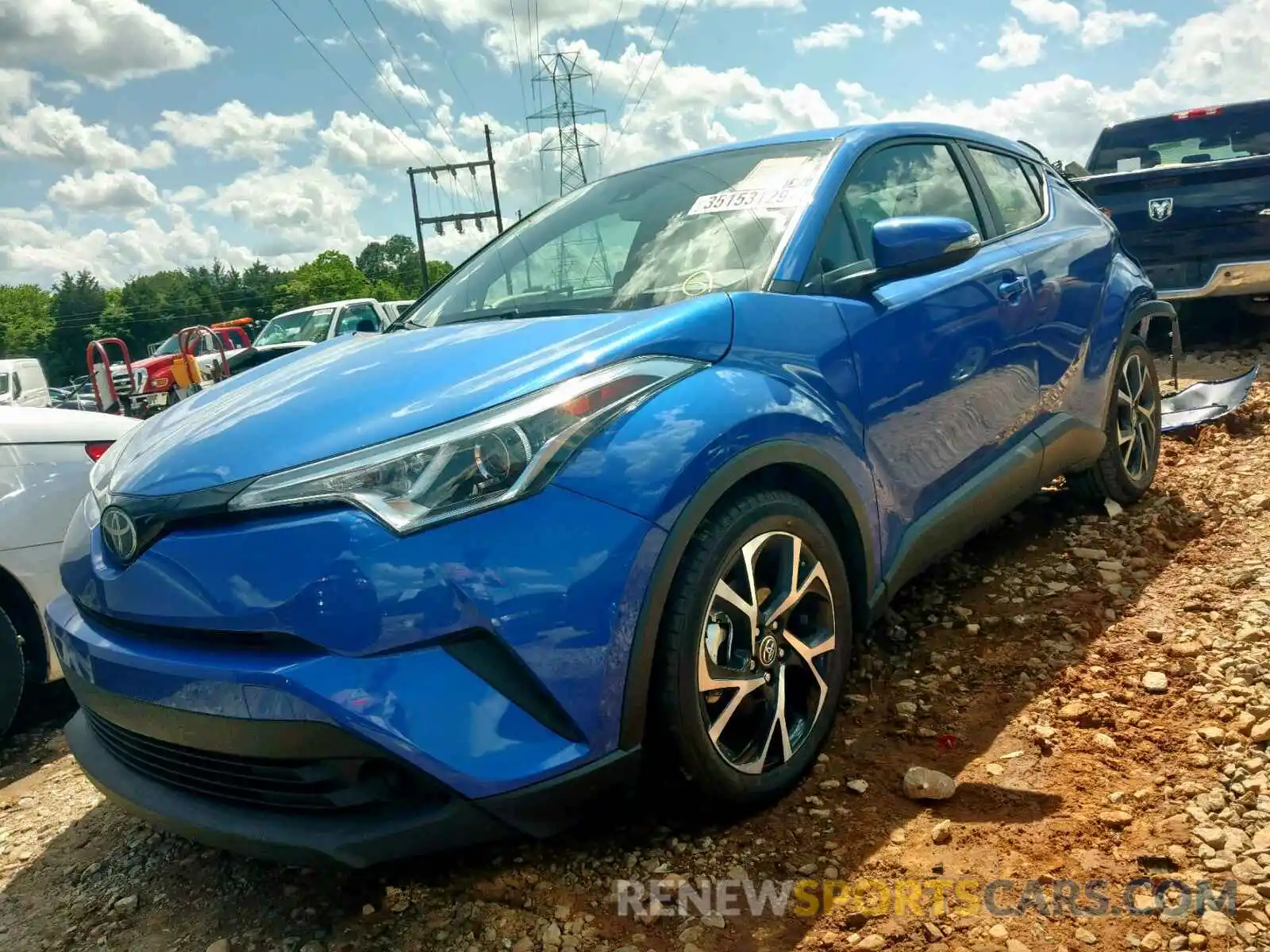 2 Photograph of a damaged car NMTKHMBX6KR075965 TOYOTA C-HR XLE 2019