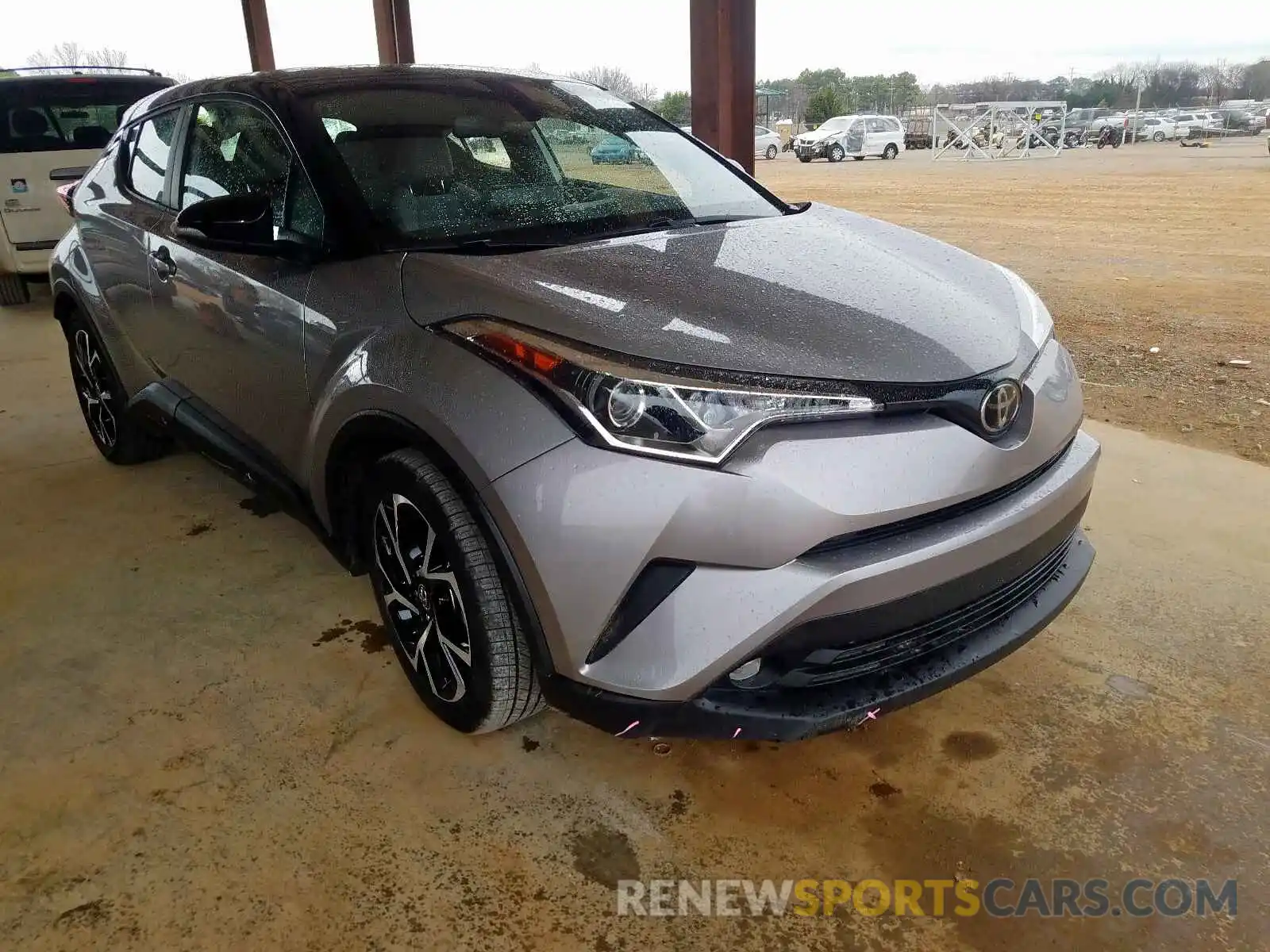 1 Фотография поврежденного автомобиля NMTKHMBX7KR085663 TOYOTA C-HR XLE 2019