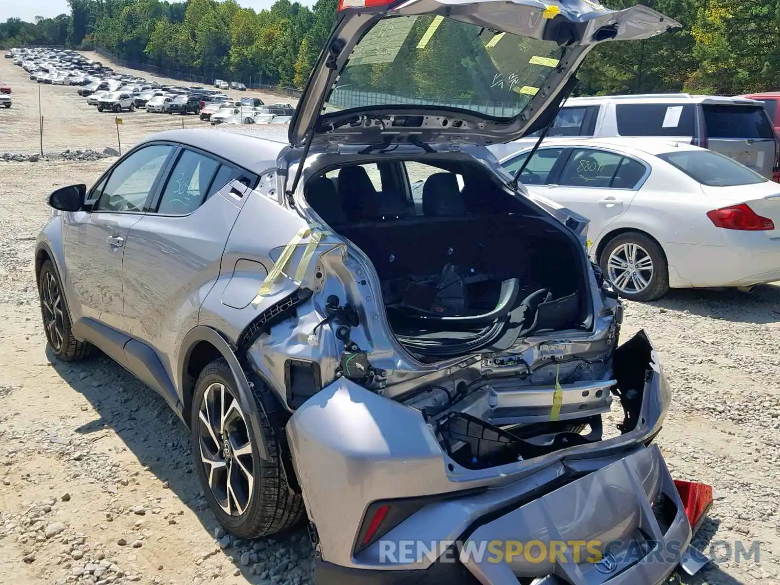 3 Photograph of a damaged car NMTKHMBX7KR086280 TOYOTA C-HR XLE 2019