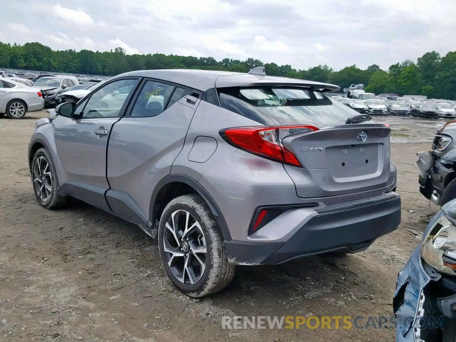 3 Photograph of a damaged car NMTKHMBX7KR086778 TOYOTA C-HR XLE 2019