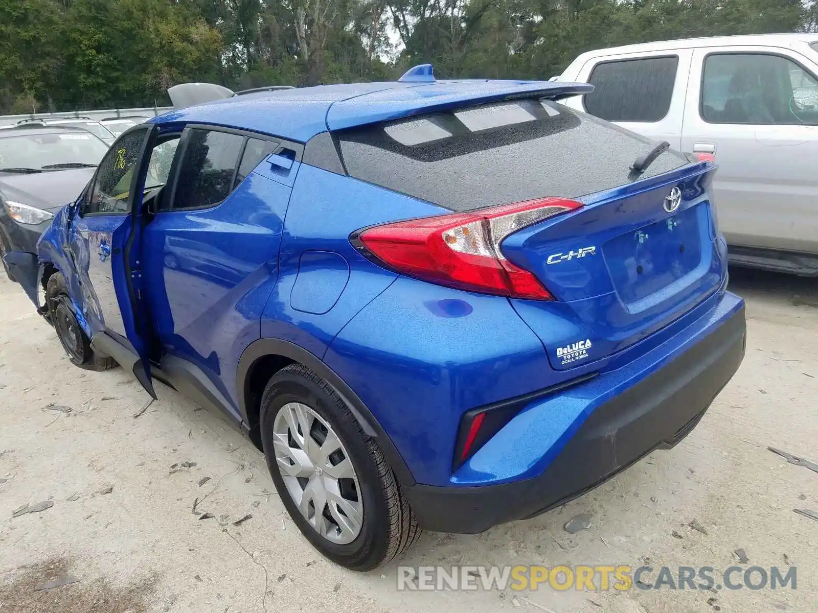 3 Photograph of a damaged car NMTKHMBX7KR098686 TOYOTA C-HR XLE 2019