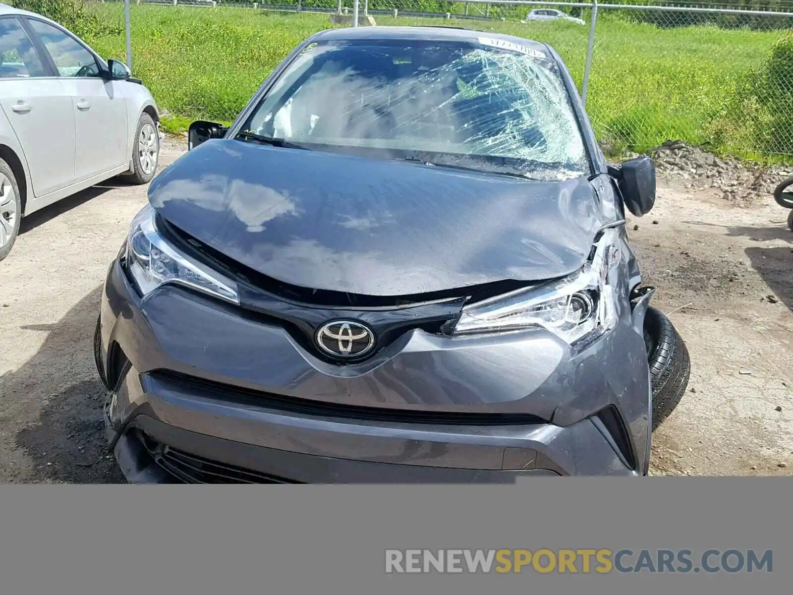 9 Photograph of a damaged car NMTKHMBXXKR073877 TOYOTA C-HR XLE 2019