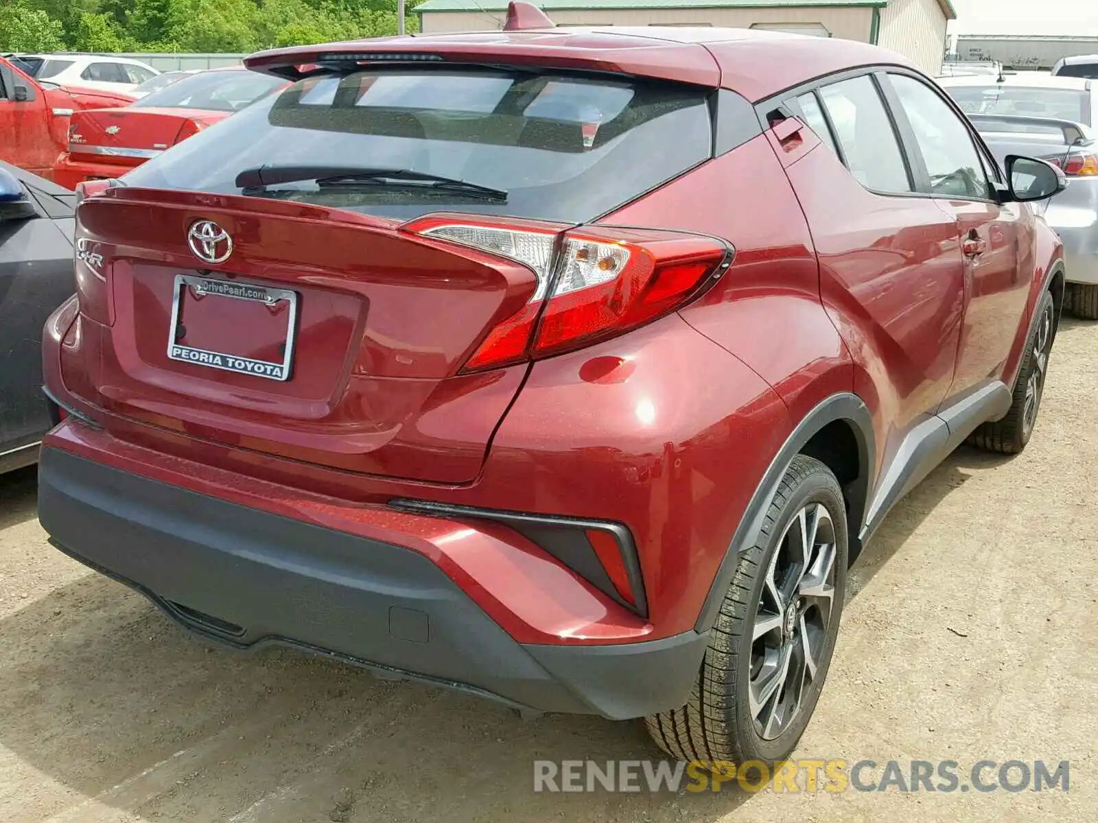 4 Photograph of a damaged car NMTKHMBXXKR084040 TOYOTA C-HR XLE 2019