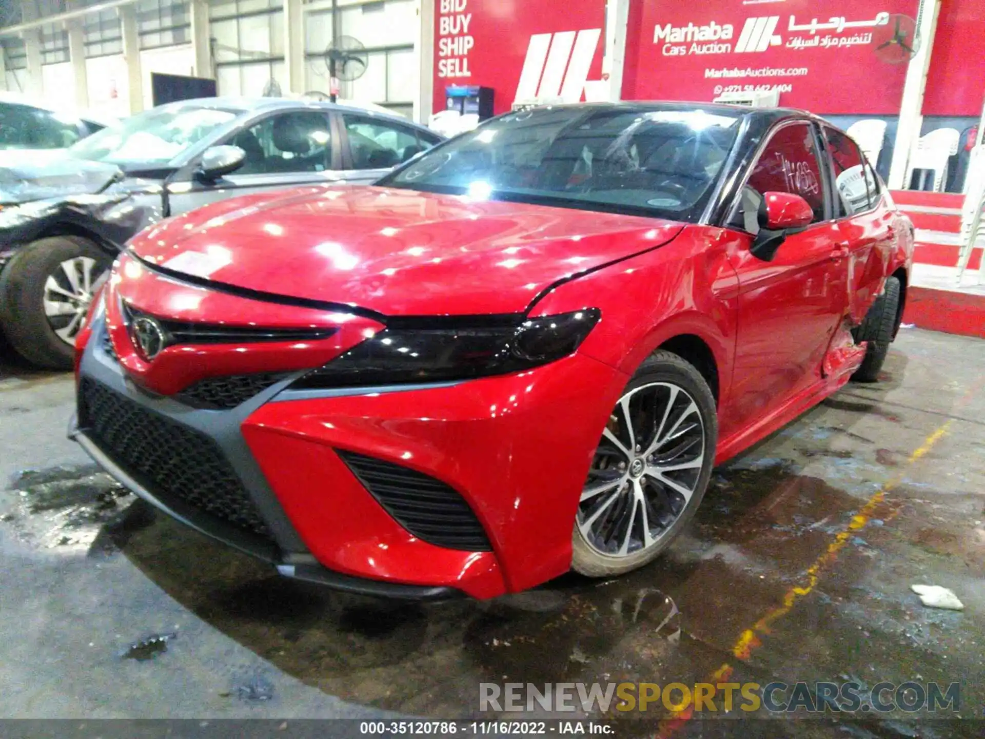 2 Photograph of a damaged car 001B11HK7KU176486 TOYOTA CAMRY 2019