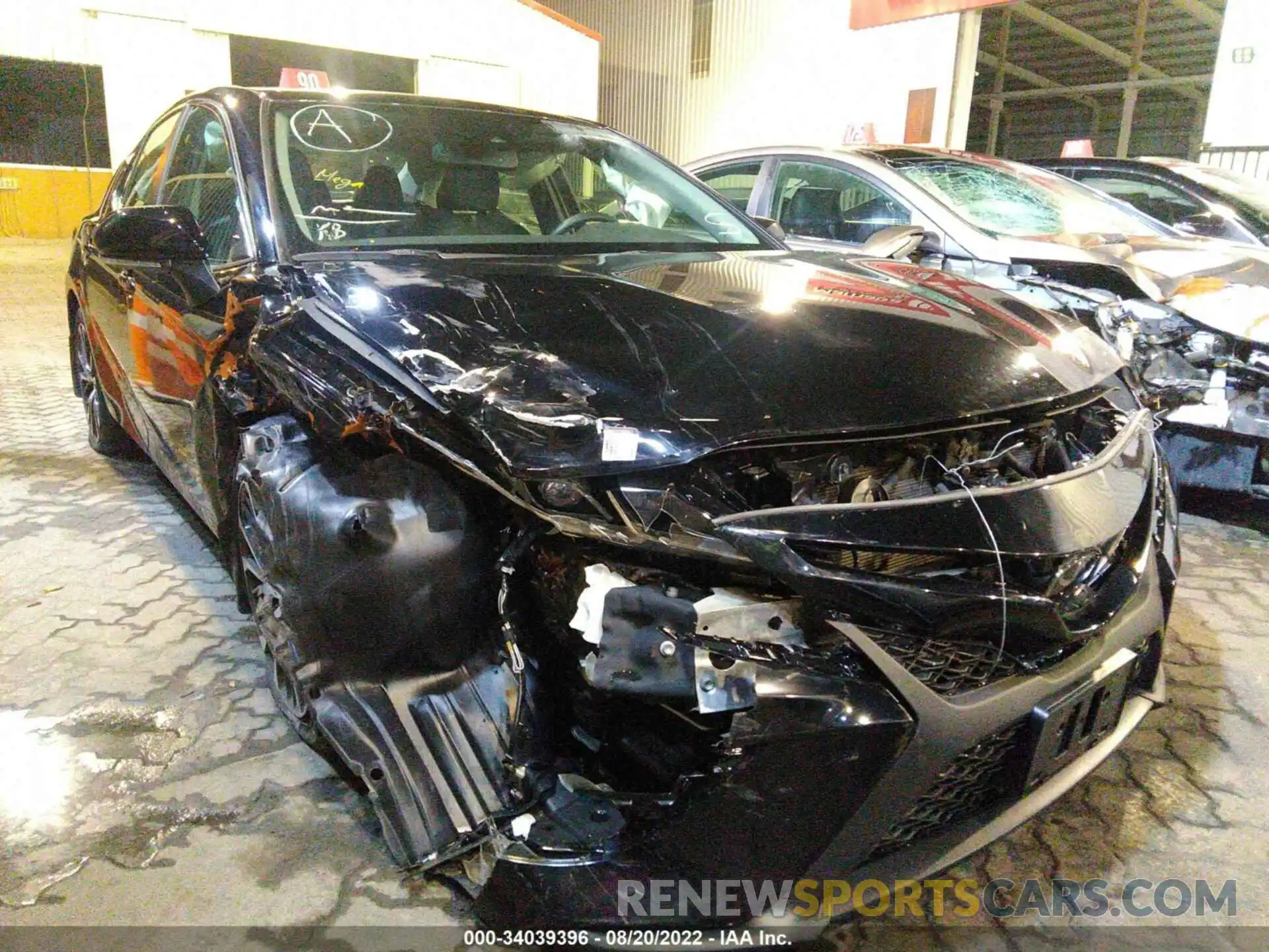 1 Photograph of a damaged car 001B11HKXKU685469 TOYOTA CAMRY 2019