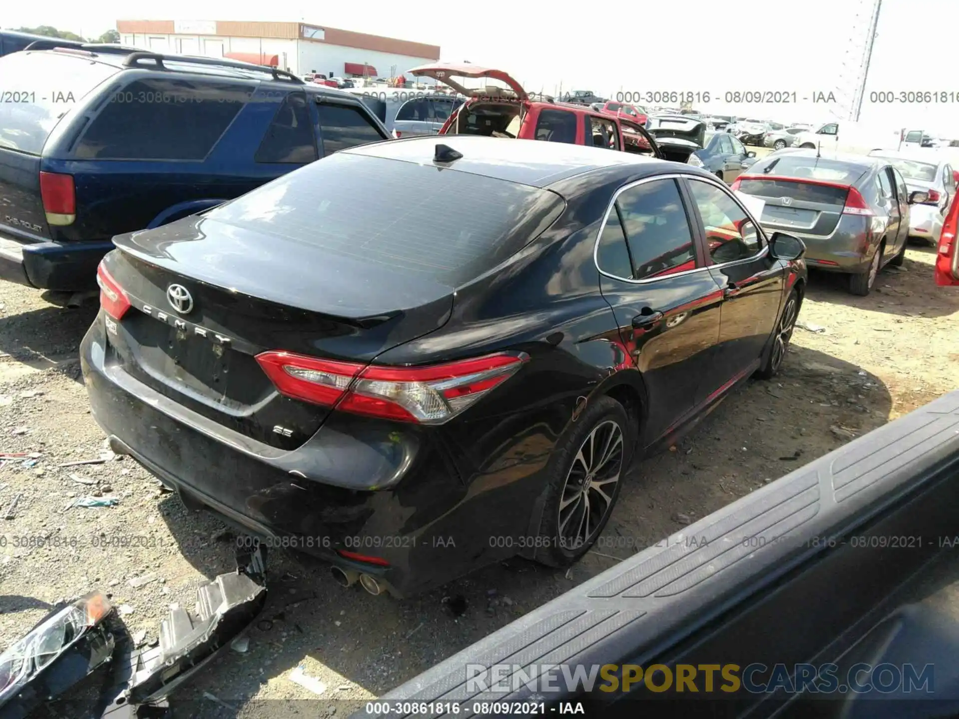 4 Фотография поврежденного автомобиля 4T1B118K5KU681250 TOYOTA CAMRY 2019