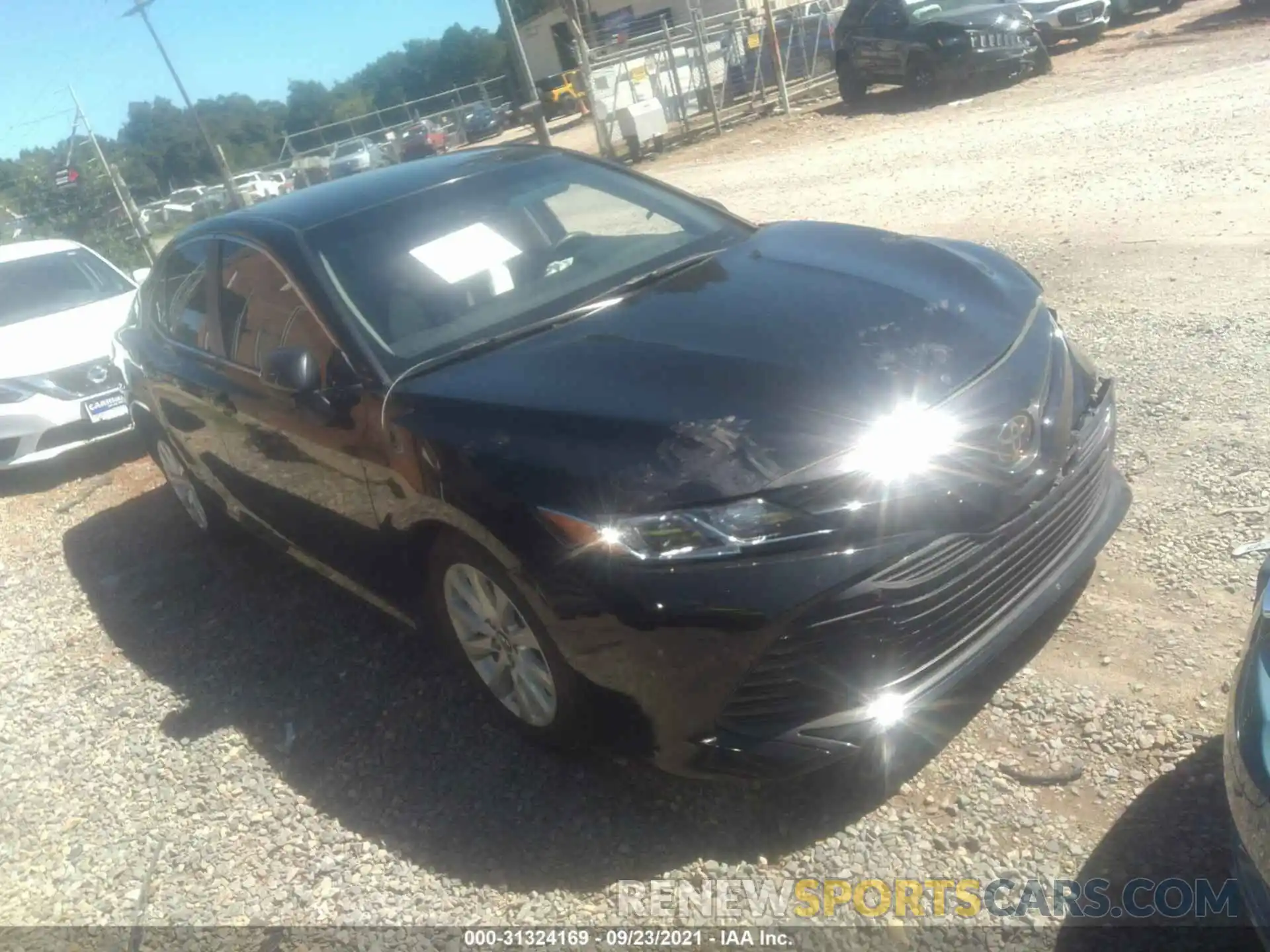 1 Photograph of a damaged car 4T1B11HK0K4772040 TOYOTA CAMRY 2019