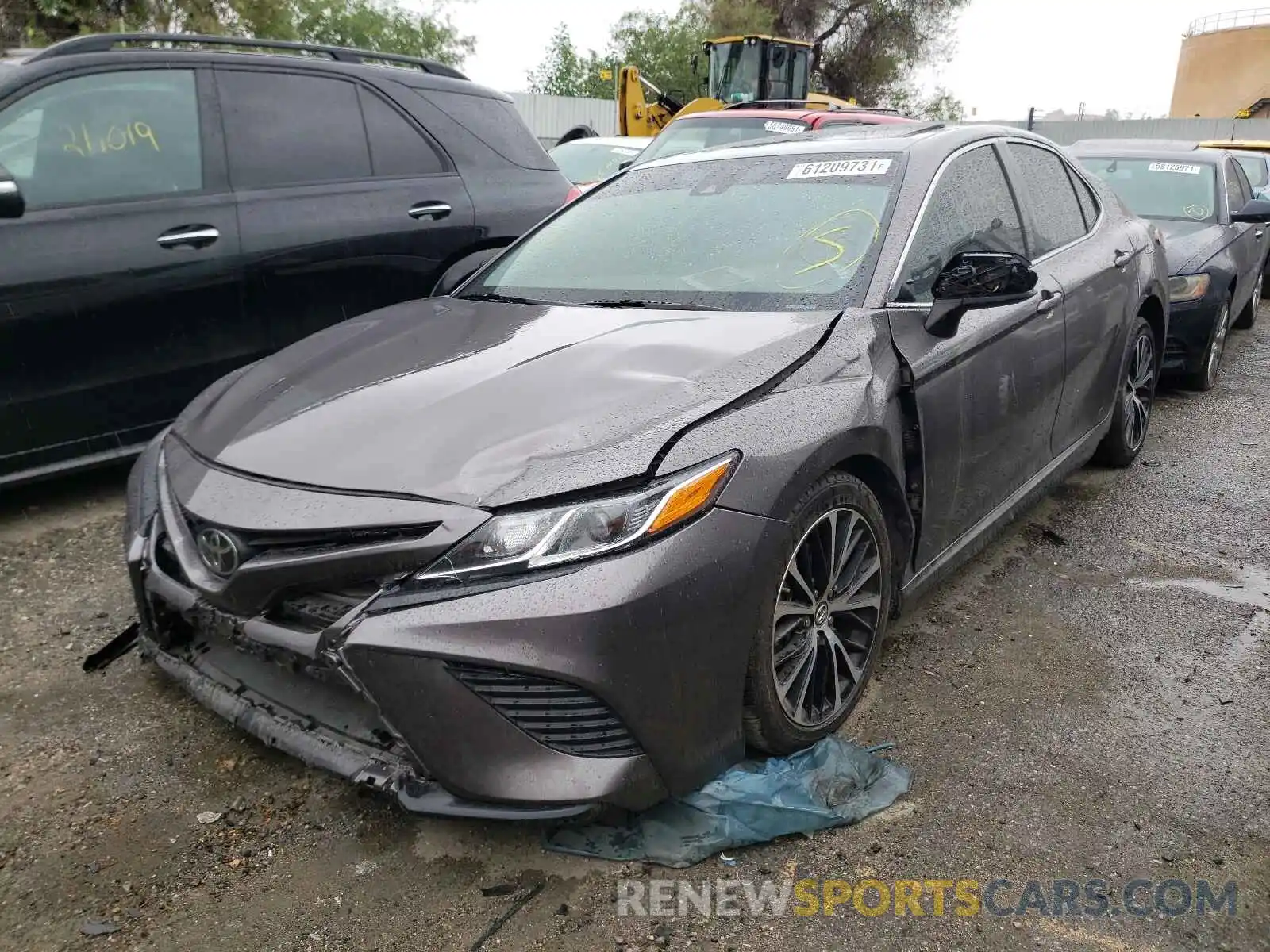 2 Photograph of a damaged car 4T1B11HK0KU159772 TOYOTA CAMRY 2019