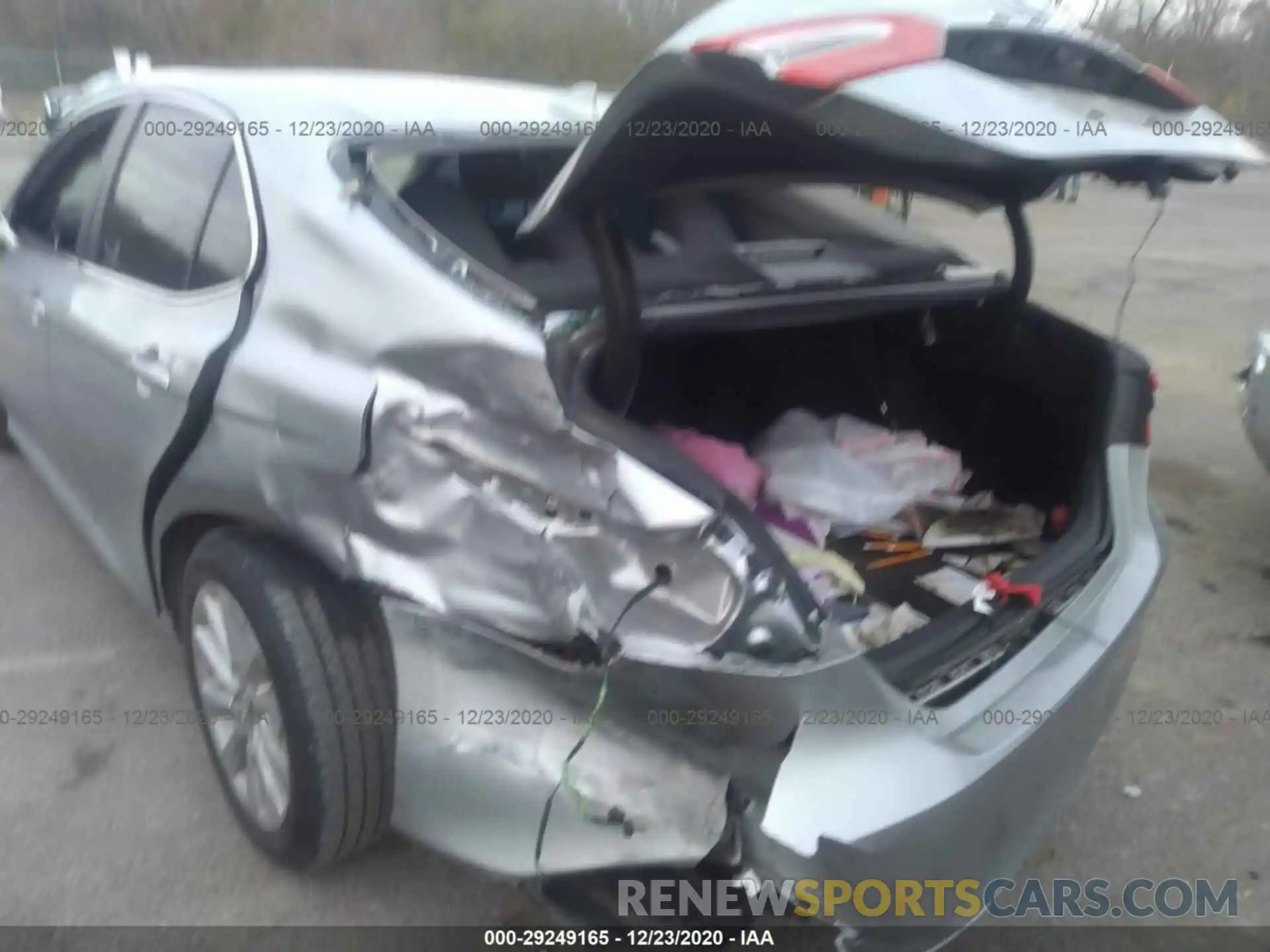 6 Photograph of a damaged car 4T1B11HK0KU160498 TOYOTA CAMRY 2019