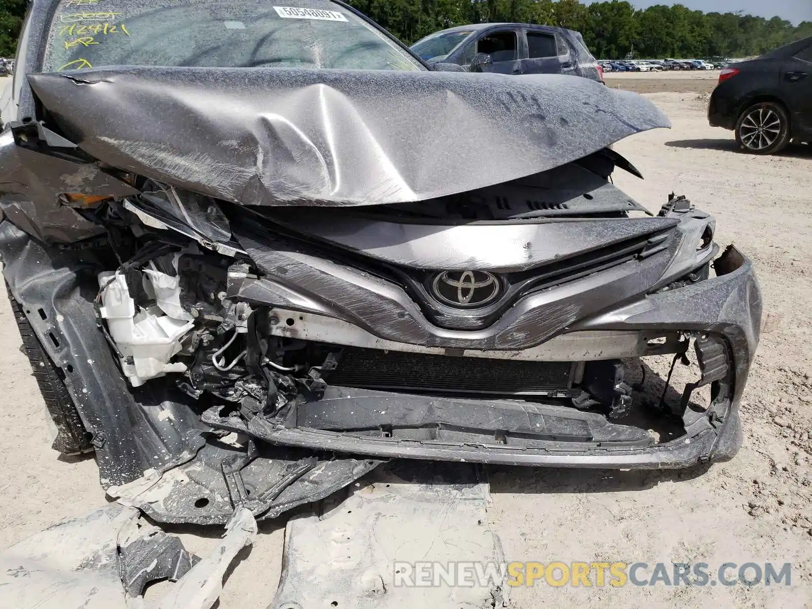 9 Photograph of a damaged car 4T1B11HK0KU162378 TOYOTA CAMRY 2019