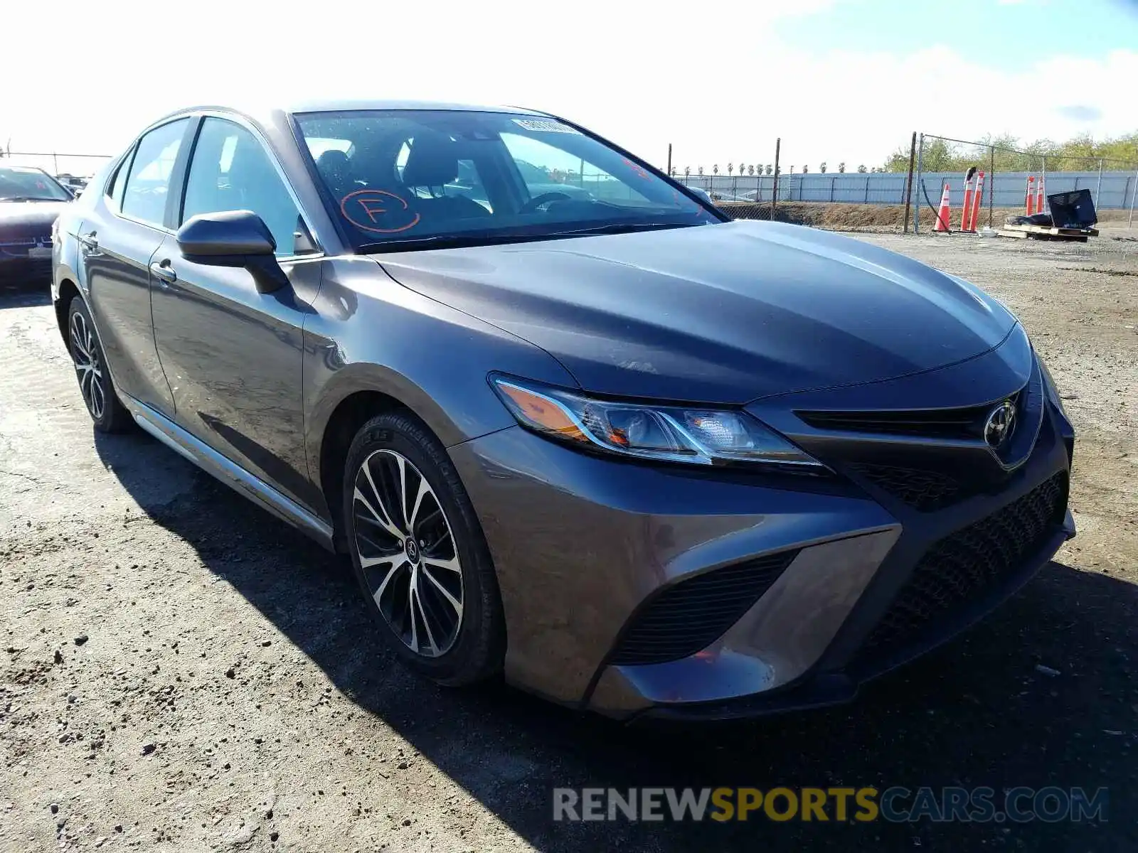 1 Photograph of a damaged car 4T1B11HK0KU163210 TOYOTA CAMRY 2019