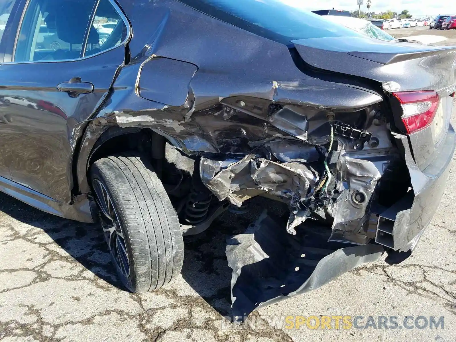 9 Photograph of a damaged car 4T1B11HK0KU163210 TOYOTA CAMRY 2019