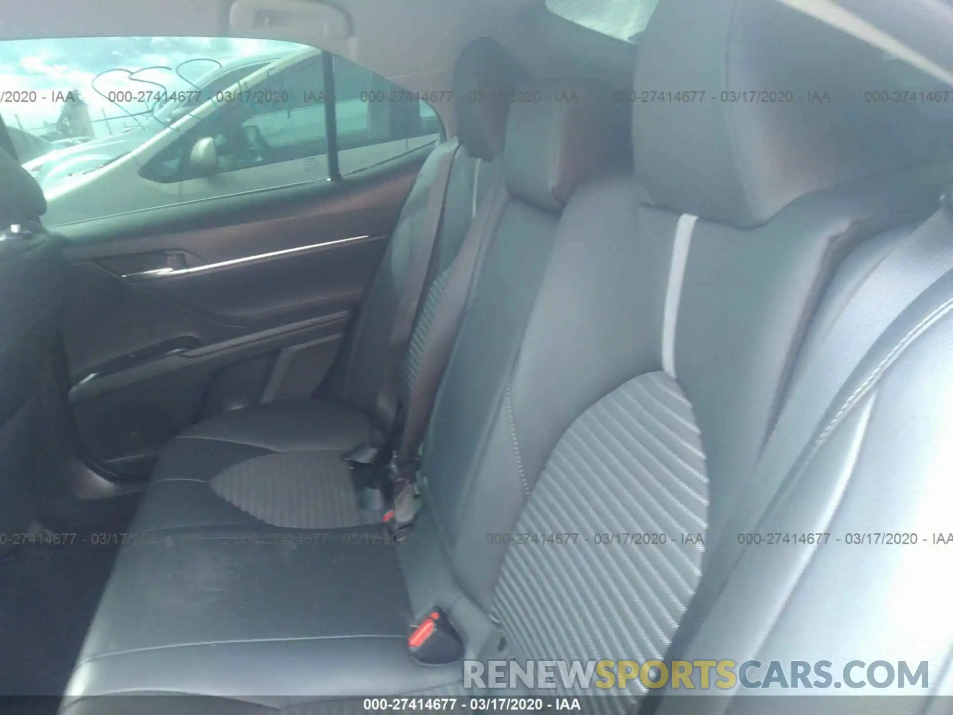 8 Photograph of a damaged car 4T1B11HK0KU163272 TOYOTA CAMRY 2019