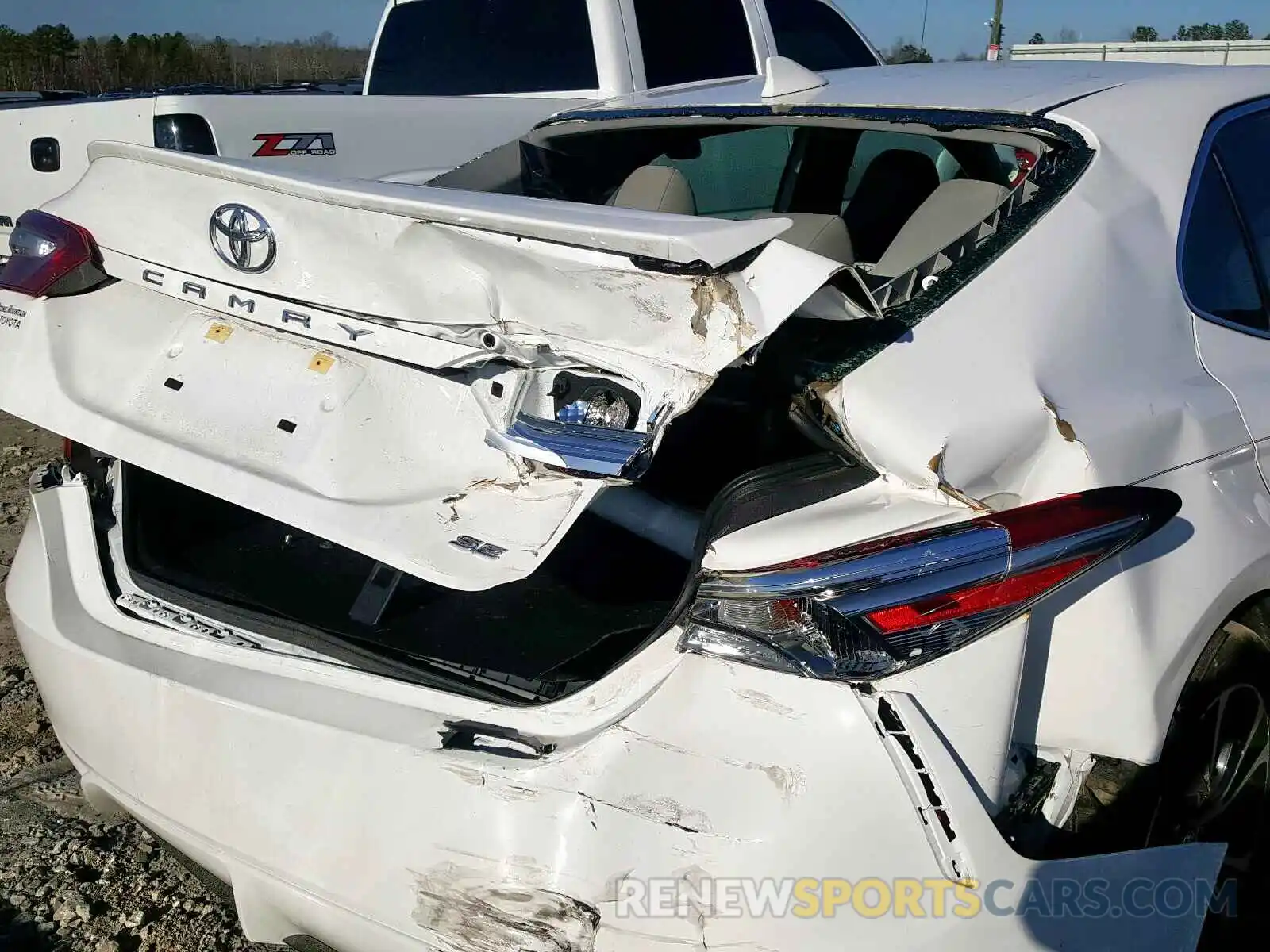 9 Photograph of a damaged car 4T1B11HK0KU164745 TOYOTA CAMRY 2019