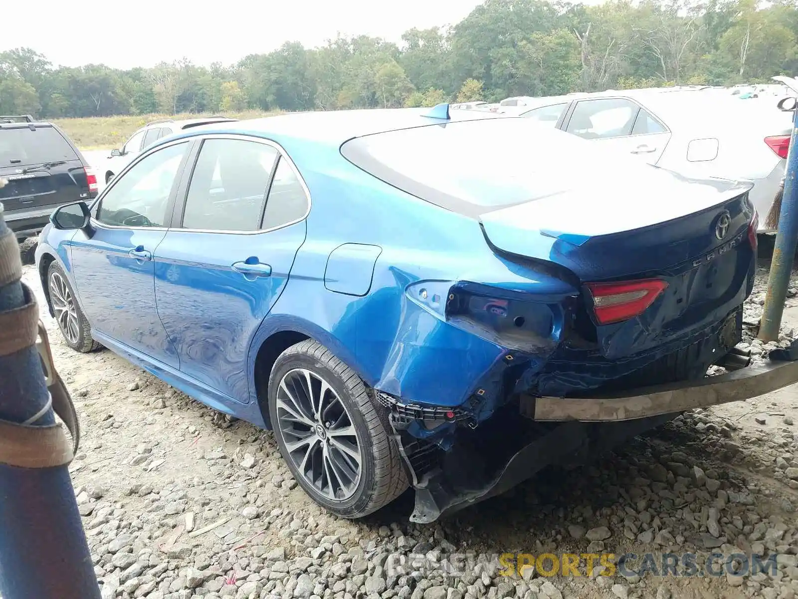 3 Photograph of a damaged car 4T1B11HK0KU166561 TOYOTA CAMRY 2019