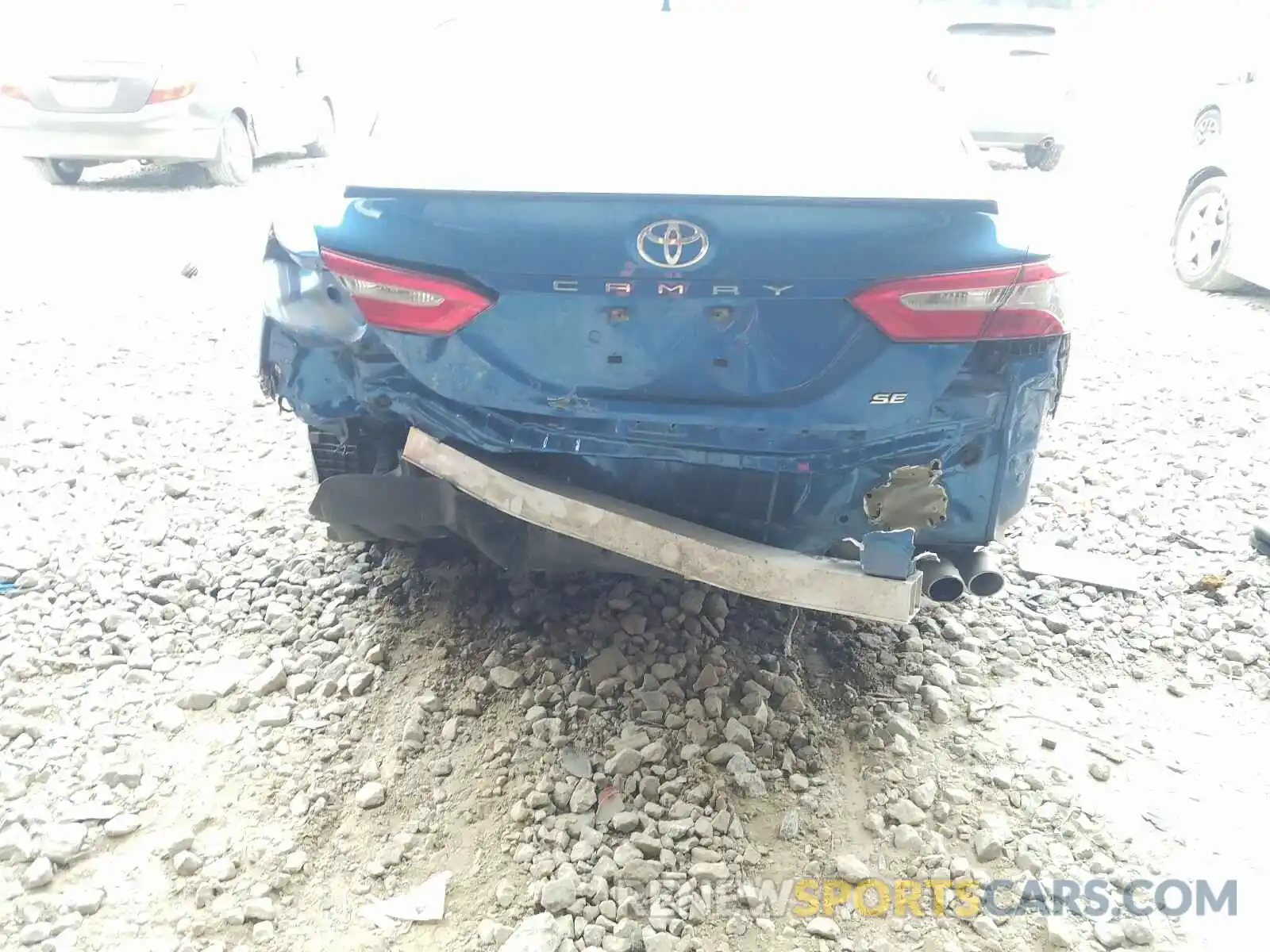 9 Photograph of a damaged car 4T1B11HK0KU166561 TOYOTA CAMRY 2019