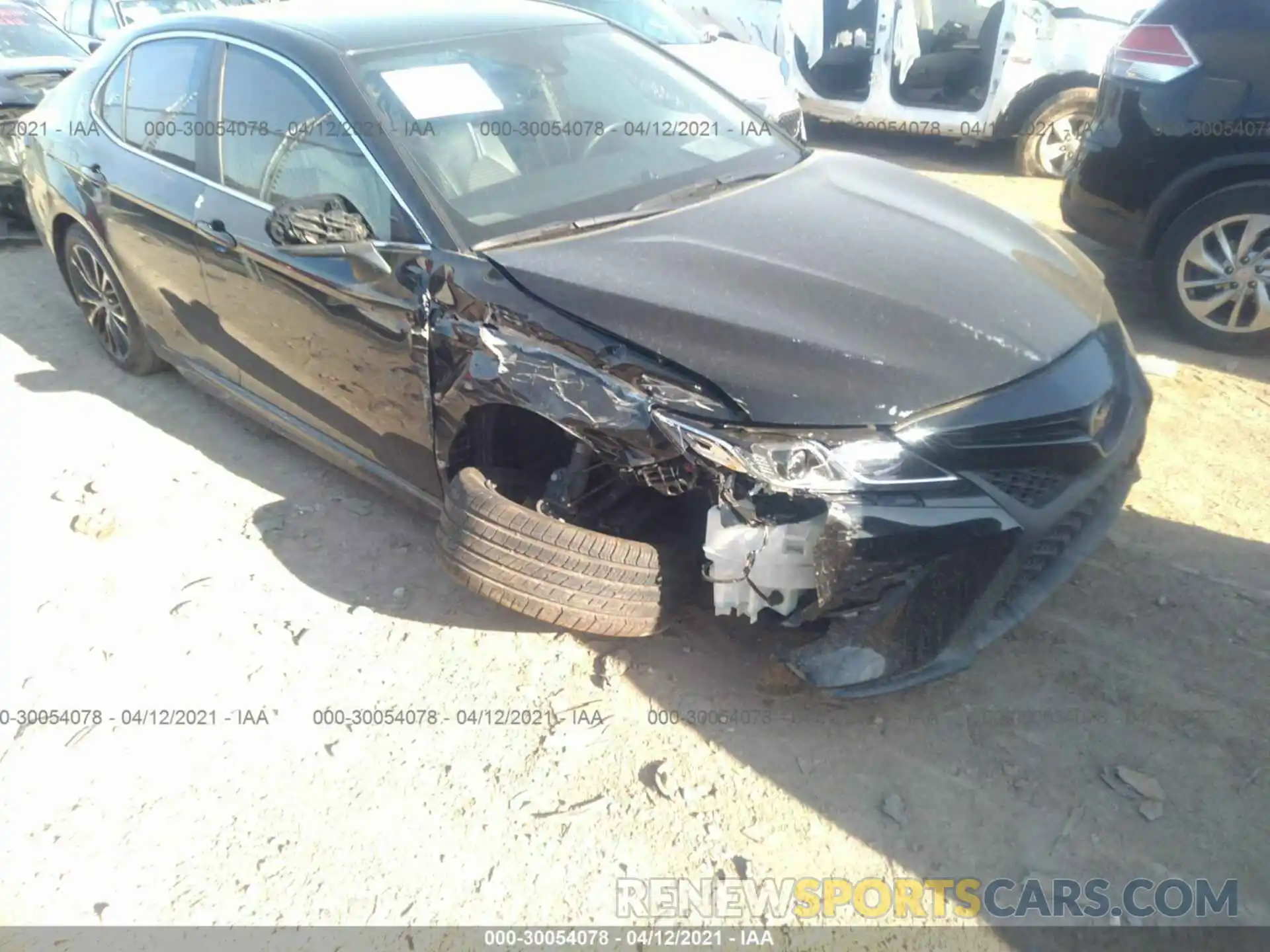 6 Photograph of a damaged car 4T1B11HK0KU166589 TOYOTA CAMRY 2019