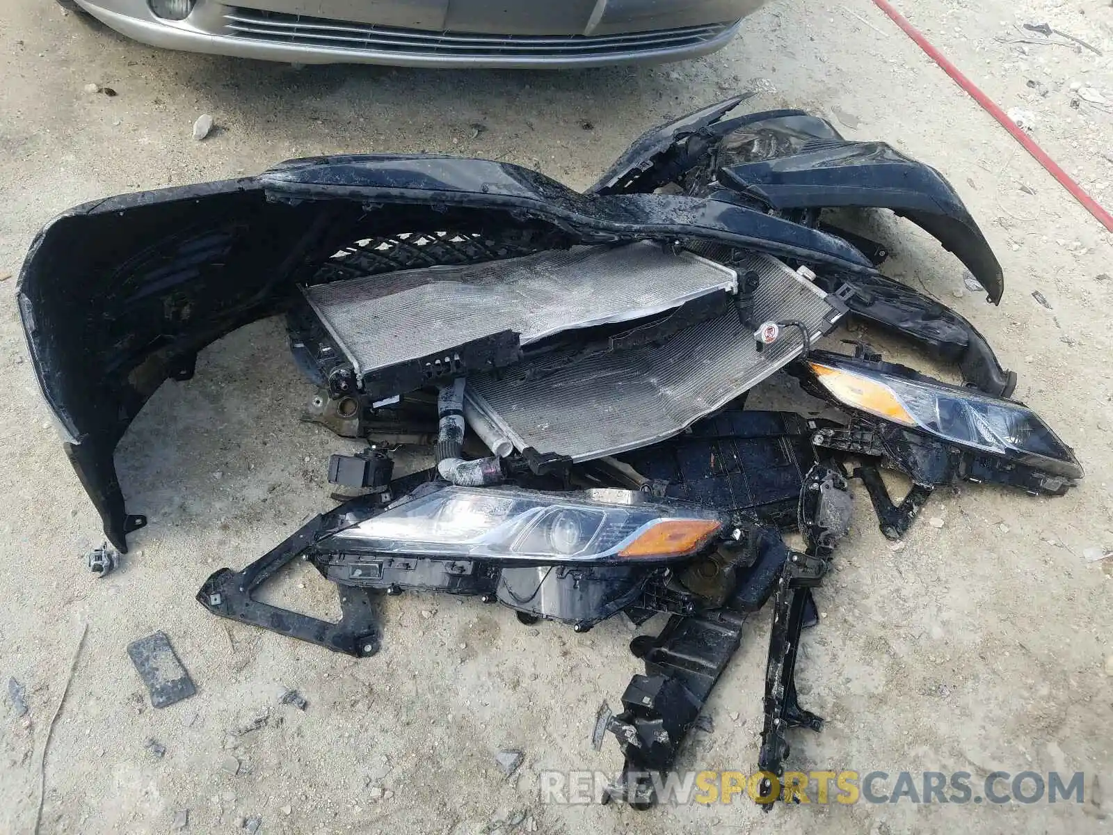 9 Photograph of a damaged car 4T1B11HK0KU167693 TOYOTA CAMRY 2019