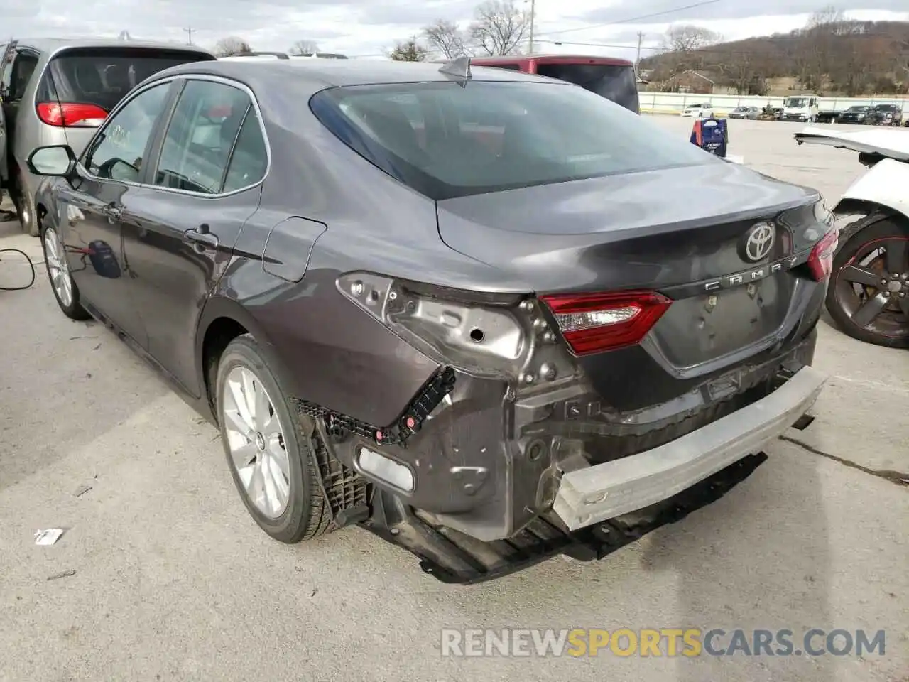 3 Photograph of a damaged car 4T1B11HK0KU168536 TOYOTA CAMRY 2019