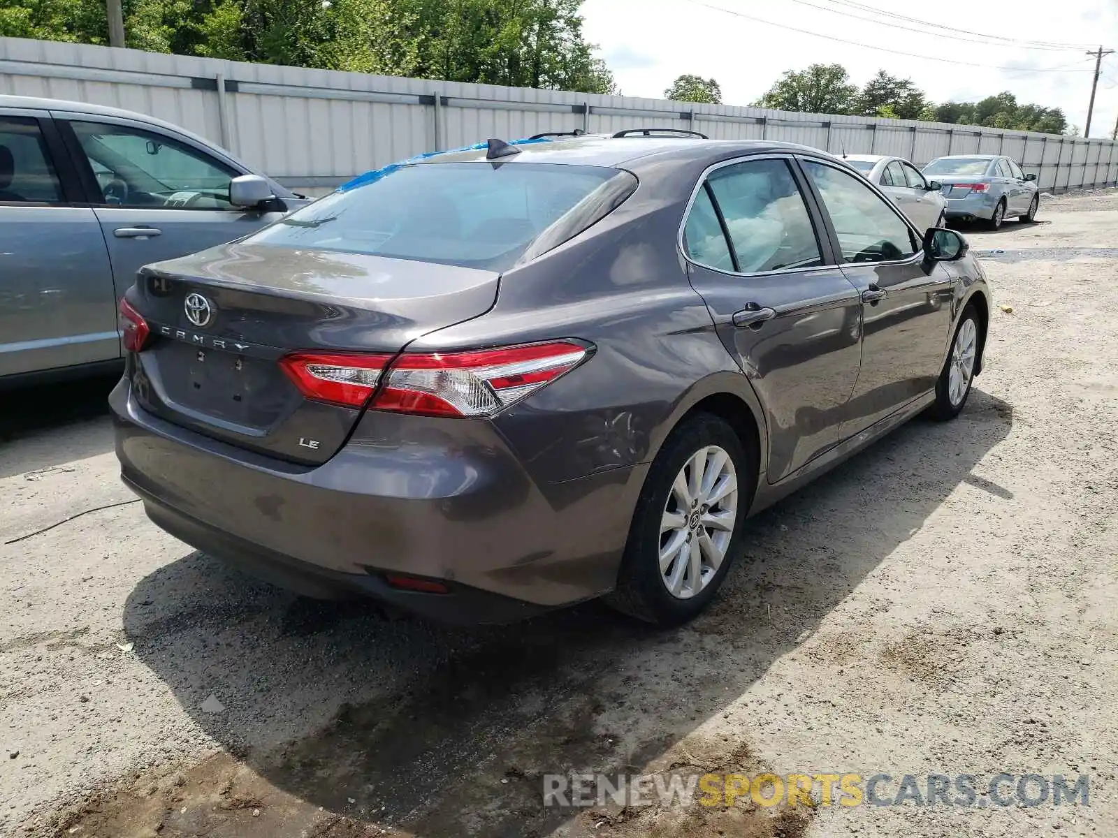 4 Photograph of a damaged car 4T1B11HK0KU170450 TOYOTA CAMRY 2019