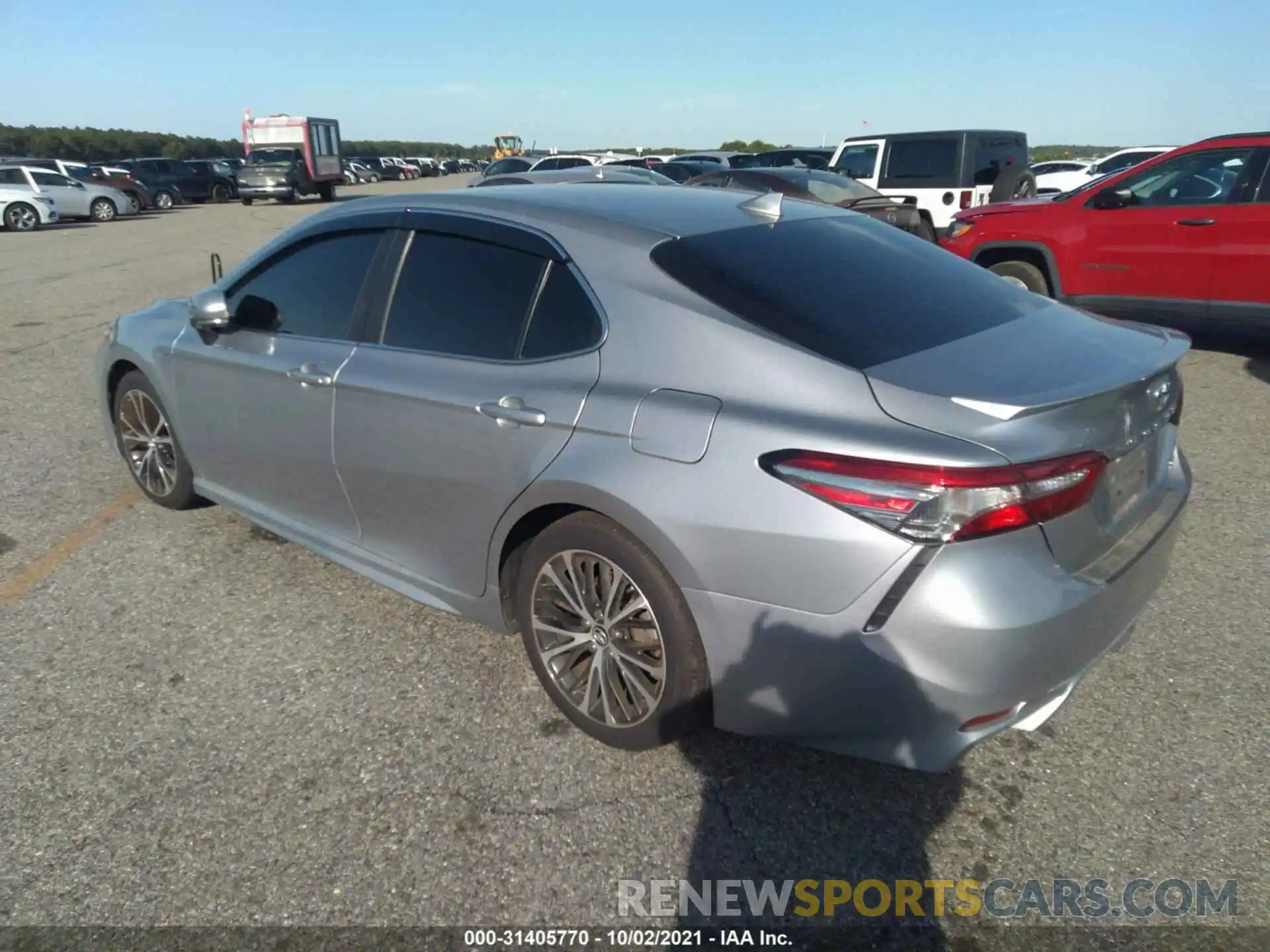 3 Photograph of a damaged car 4T1B11HK0KU170657 TOYOTA CAMRY 2019