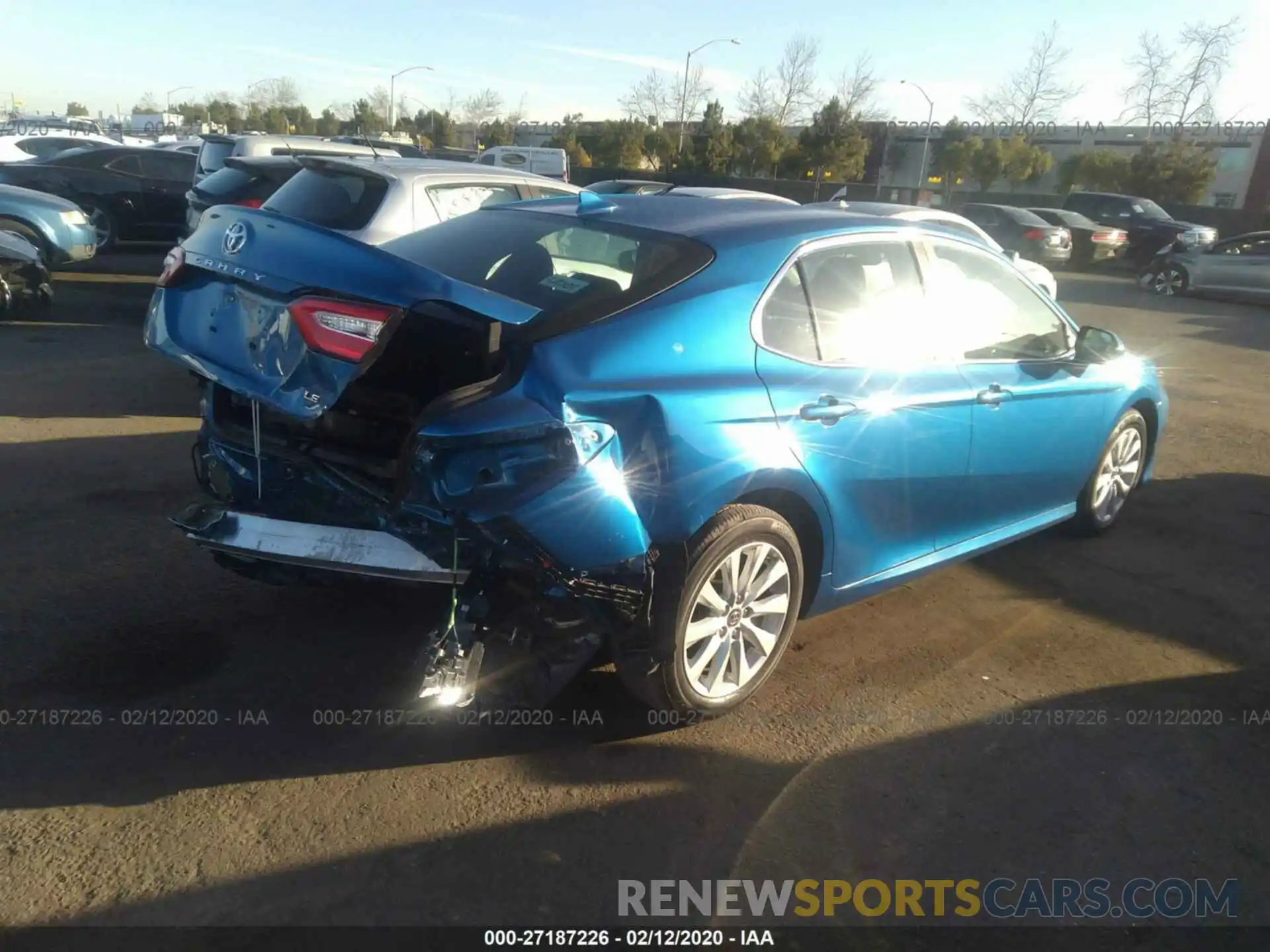 4 Photograph of a damaged car 4T1B11HK0KU171078 TOYOTA CAMRY 2019