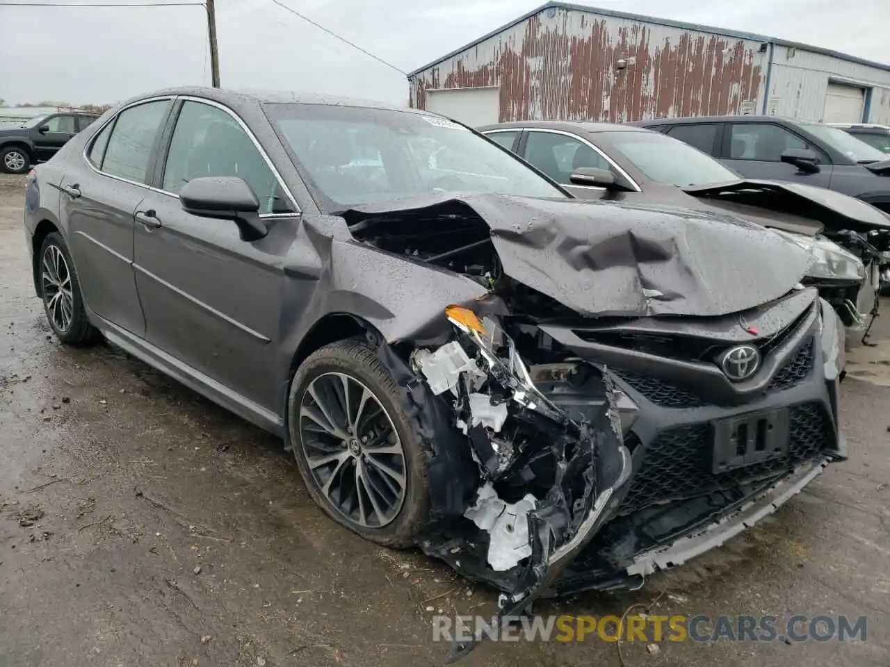 1 Photograph of a damaged car 4T1B11HK0KU175308 TOYOTA CAMRY 2019