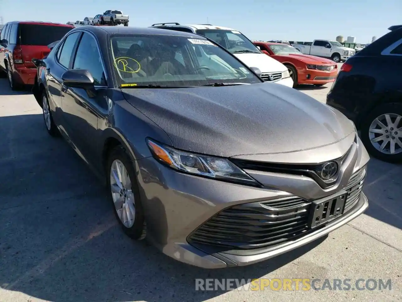 1 Photograph of a damaged car 4T1B11HK0KU178810 TOYOTA CAMRY 2019